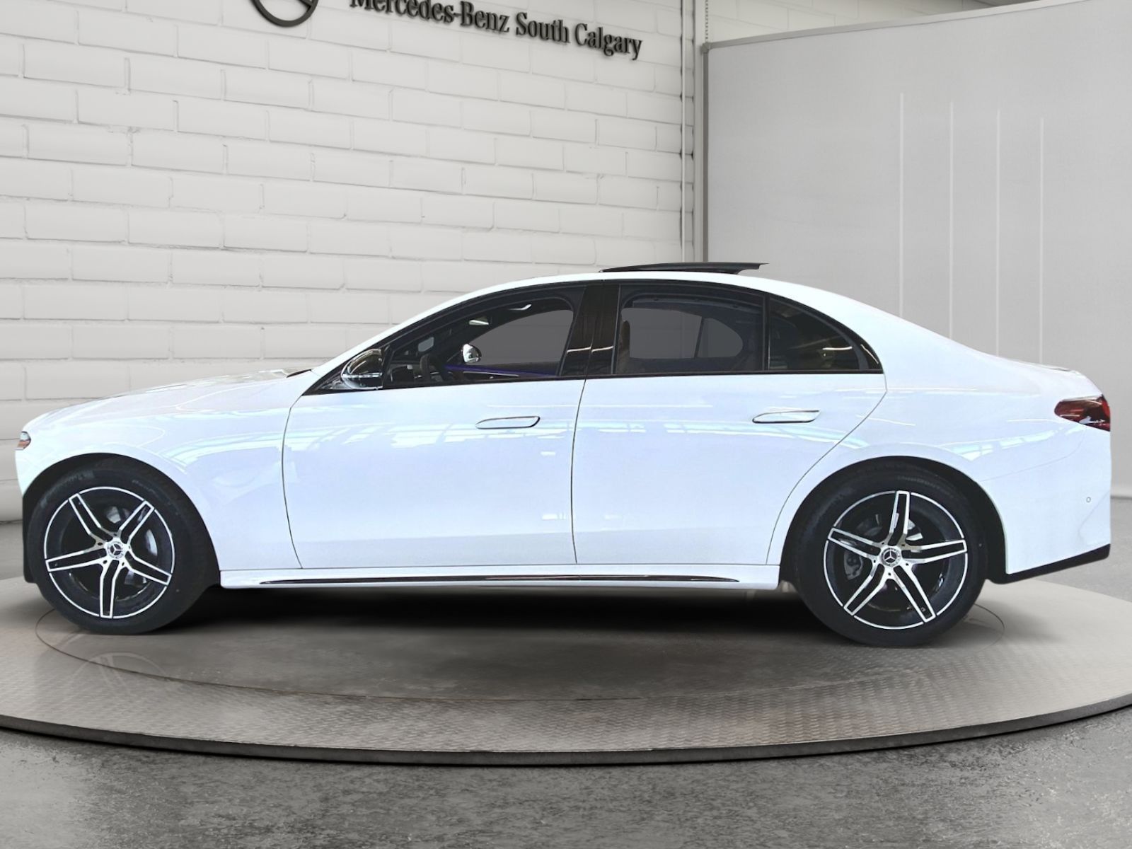 Photo 2026 Mercedes-Benz E-Class 350 4MATIC Sedan #6
