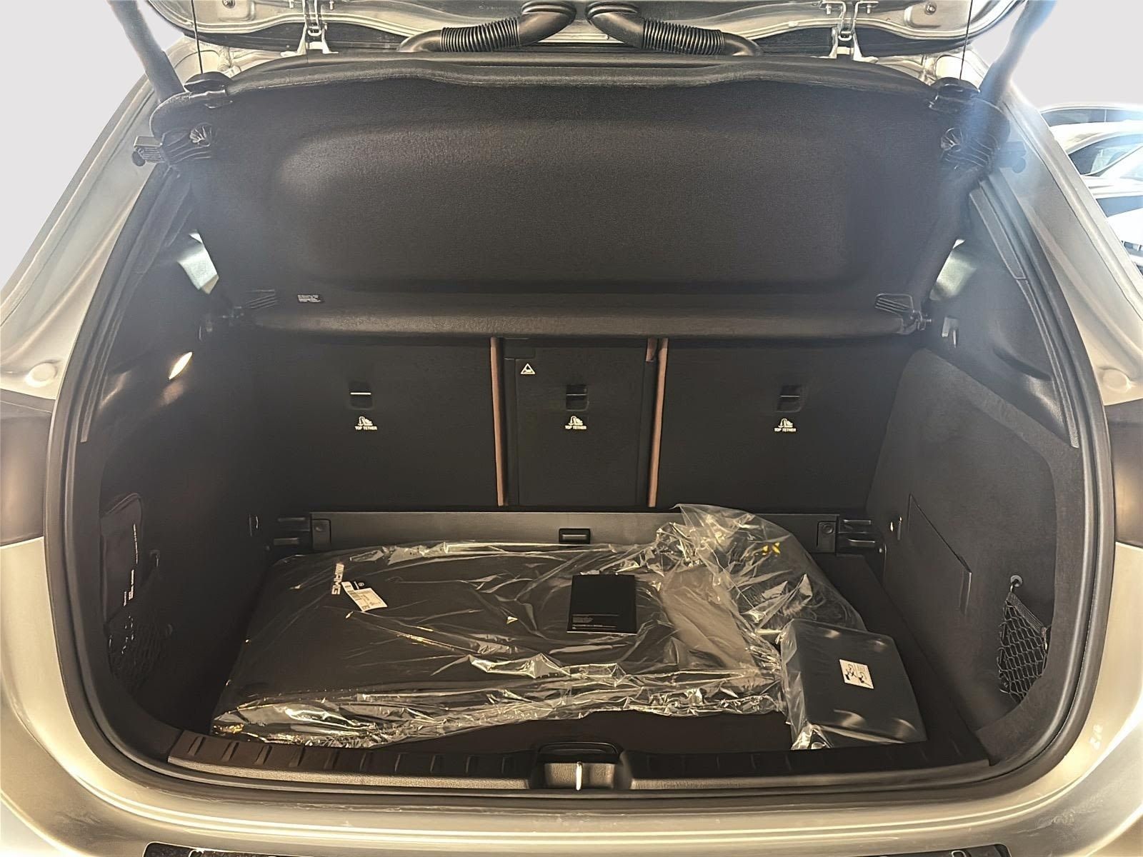 Photo 2026 Mercedes-Benz GLA 250 4MATIC SUV #6