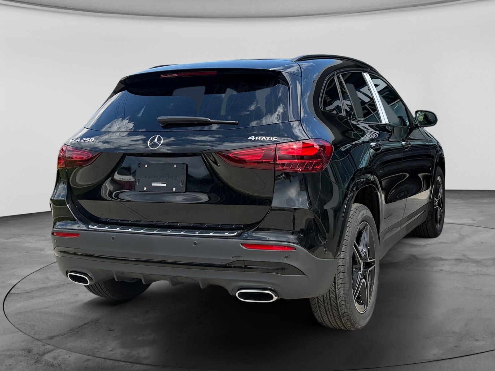 Photo 2026 Mercedes-Benz GLA 250 4MATIC SUV #4