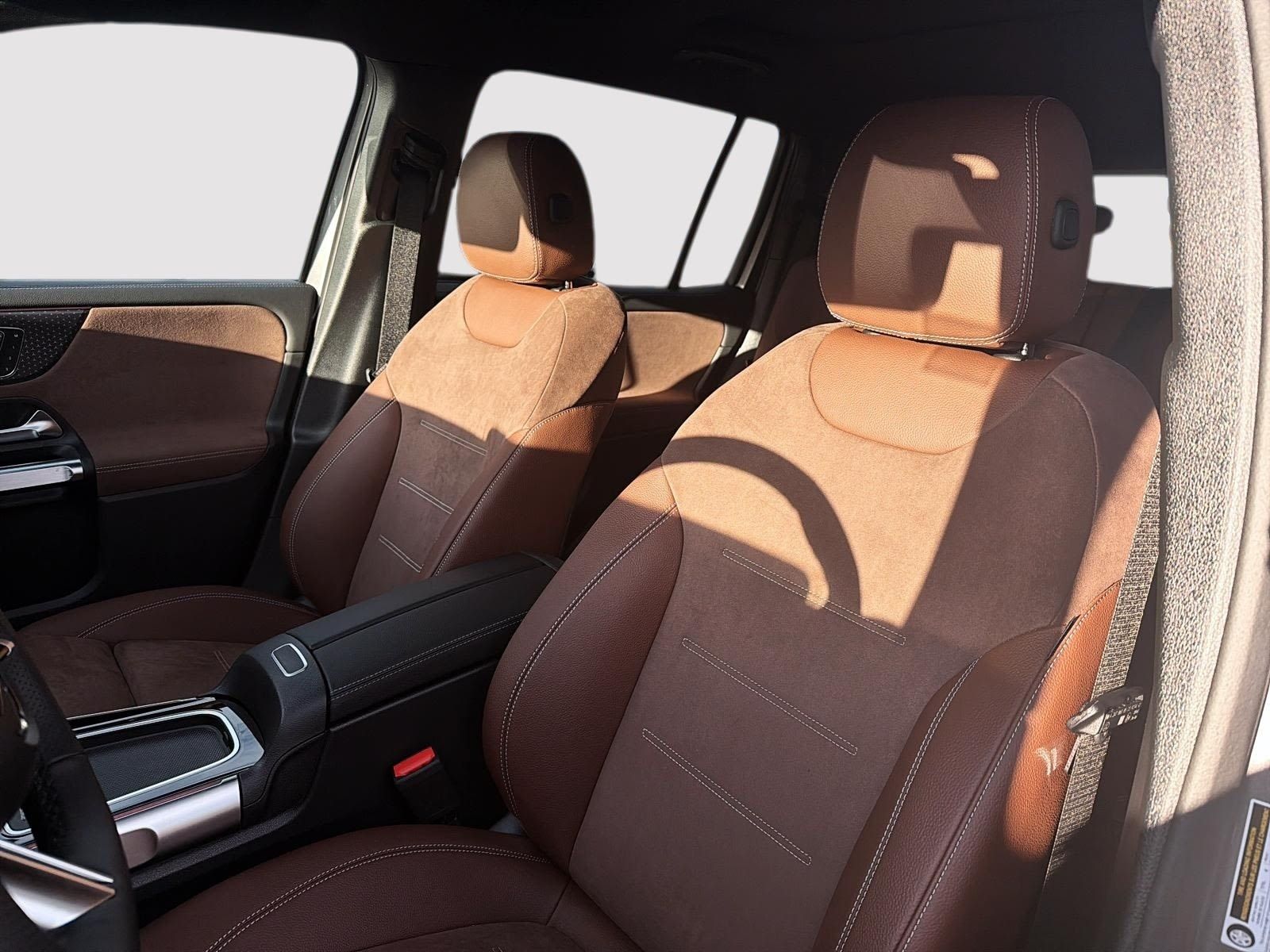 Photo 2026 Mercedes-Benz GLB GLB 250 #7