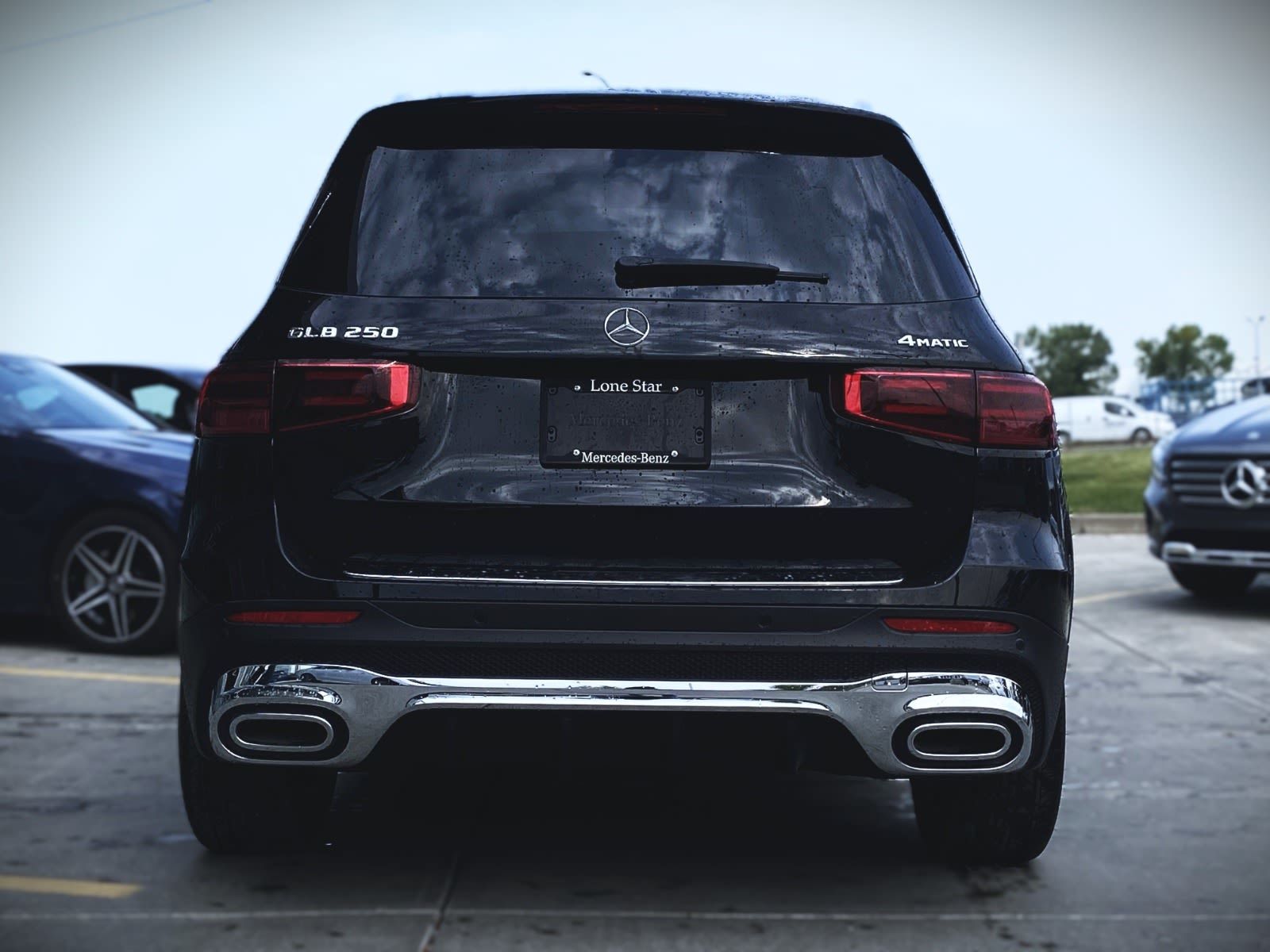 Photo 2026 Mercedes-Benz GLB 250 4MATIC SUV #6
