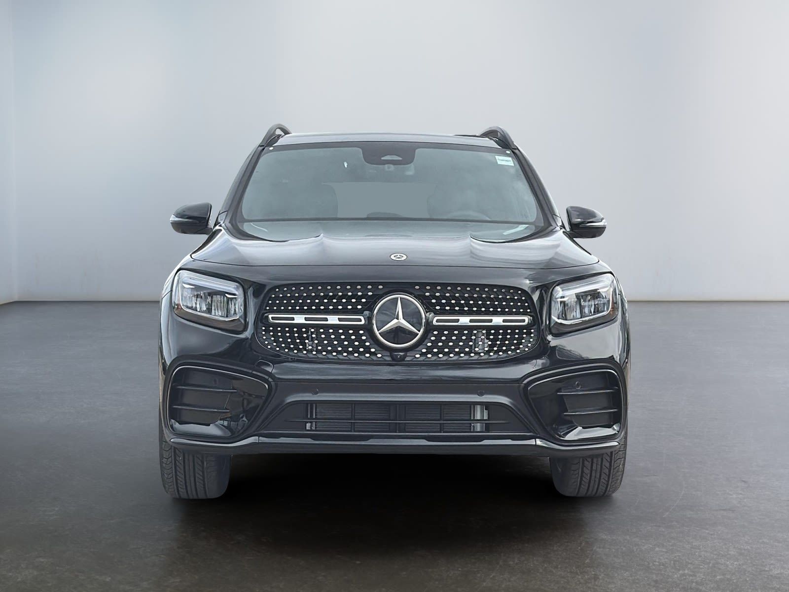 Photo 2026 Mercedes-Benz GLB 250 4MATIC SUV #2