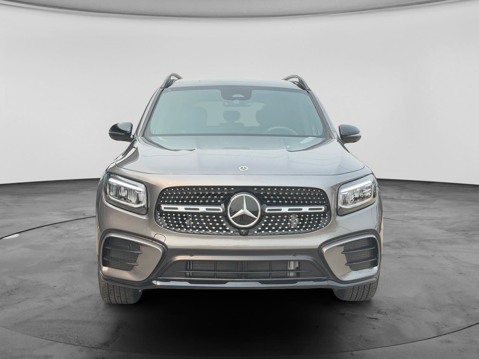 Photo 2026 Mercedes-Benz GLB 250 4MATIC SUV #2
