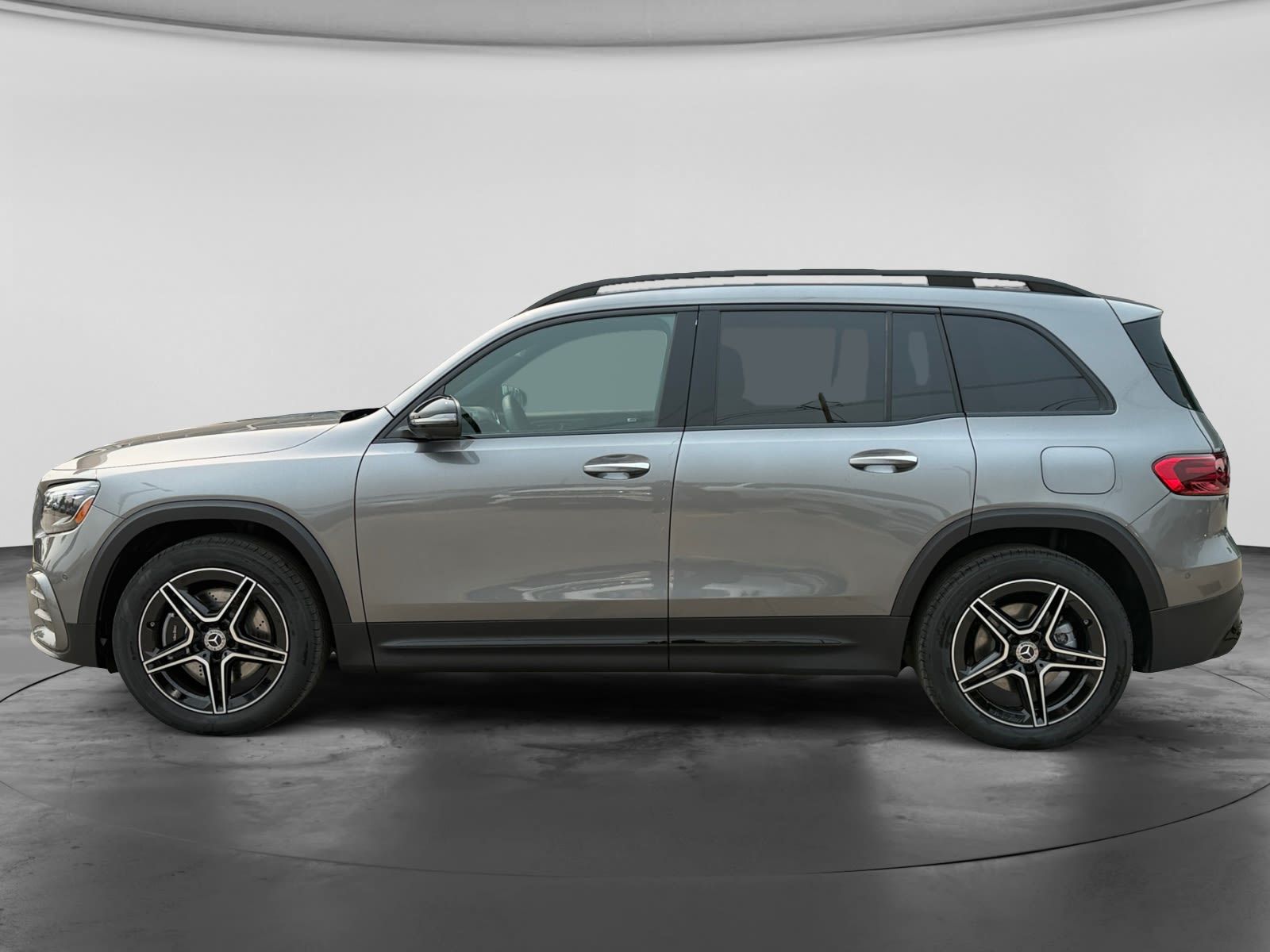 Photo 2026 Mercedes-Benz GLB 250 4MATIC SUV #8