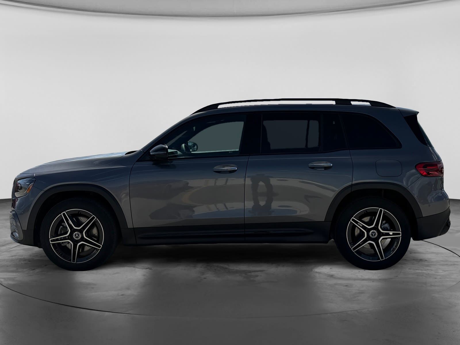 Photo 2026 Mercedes-Benz GLB 250 4MATIC SUV #8