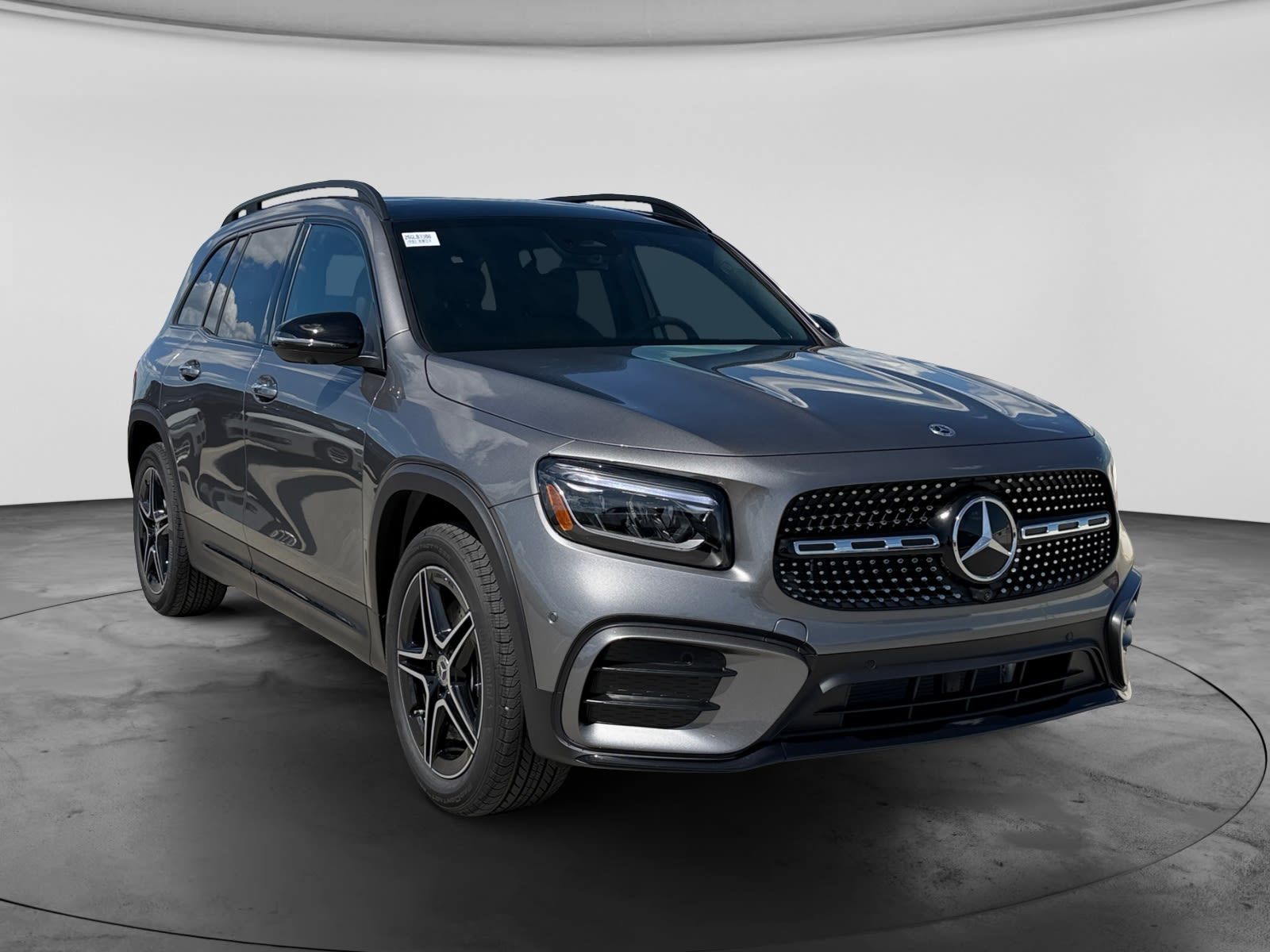 Photo 2026 Mercedes-Benz GLB 250 4MATIC SUV #3