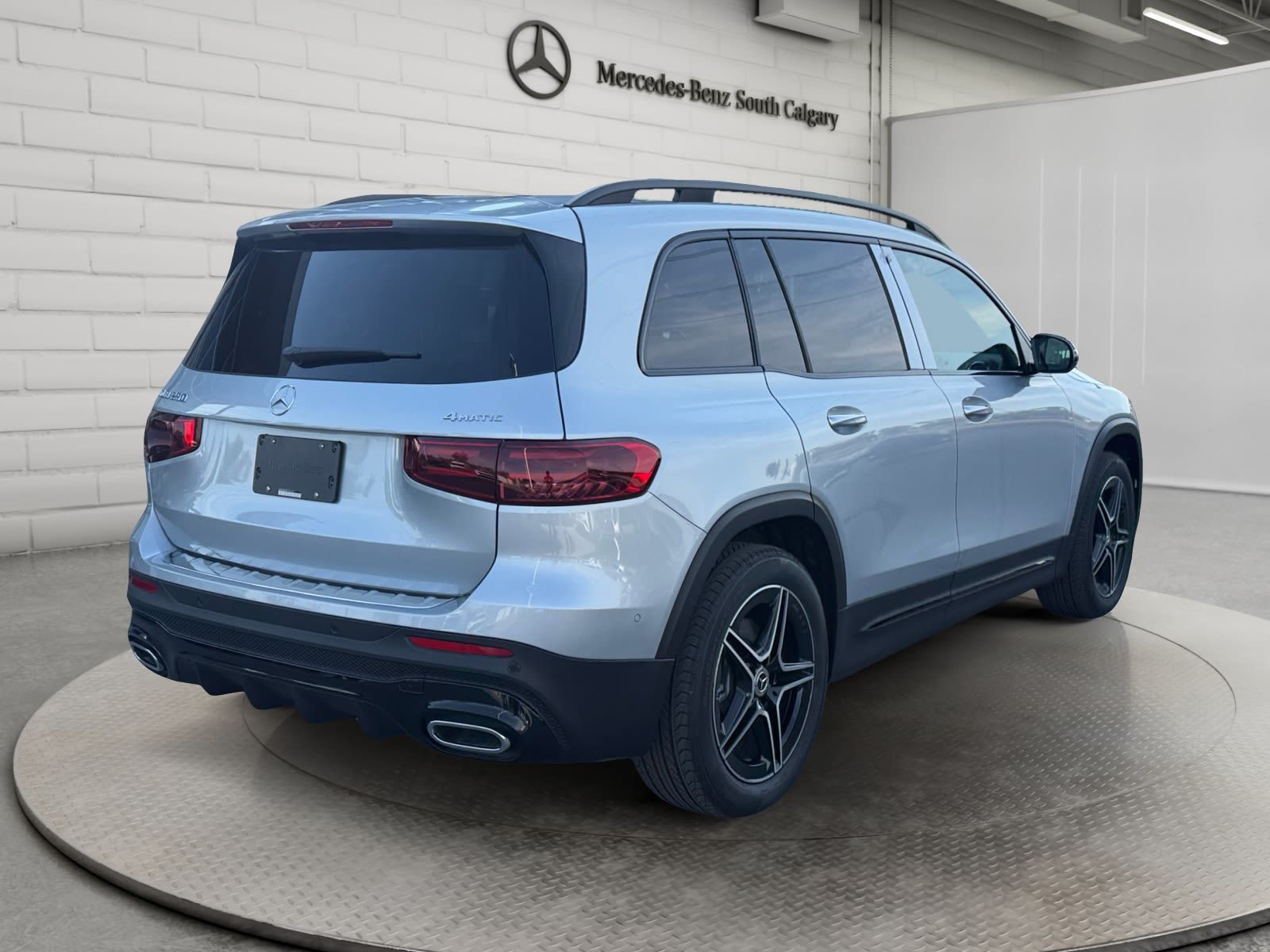 Photo 2026 Mercedes-Benz GLB 250 4MATIC SUV #5