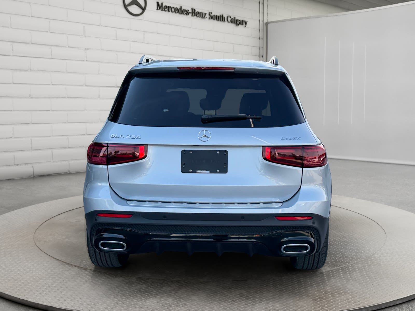 Photo 2026 Mercedes-Benz GLB 250 4MATIC SUV #6