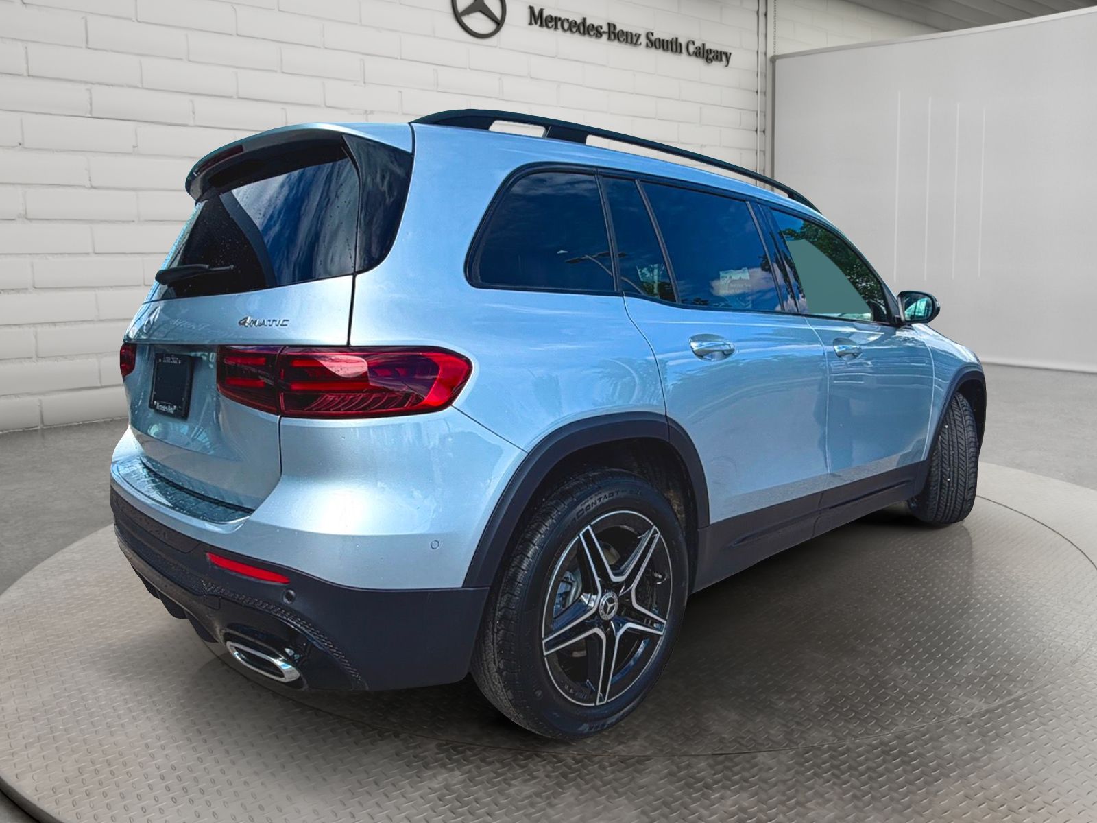 Photo 2026 Mercedes-Benz GLB 250 4MATIC SUV #5