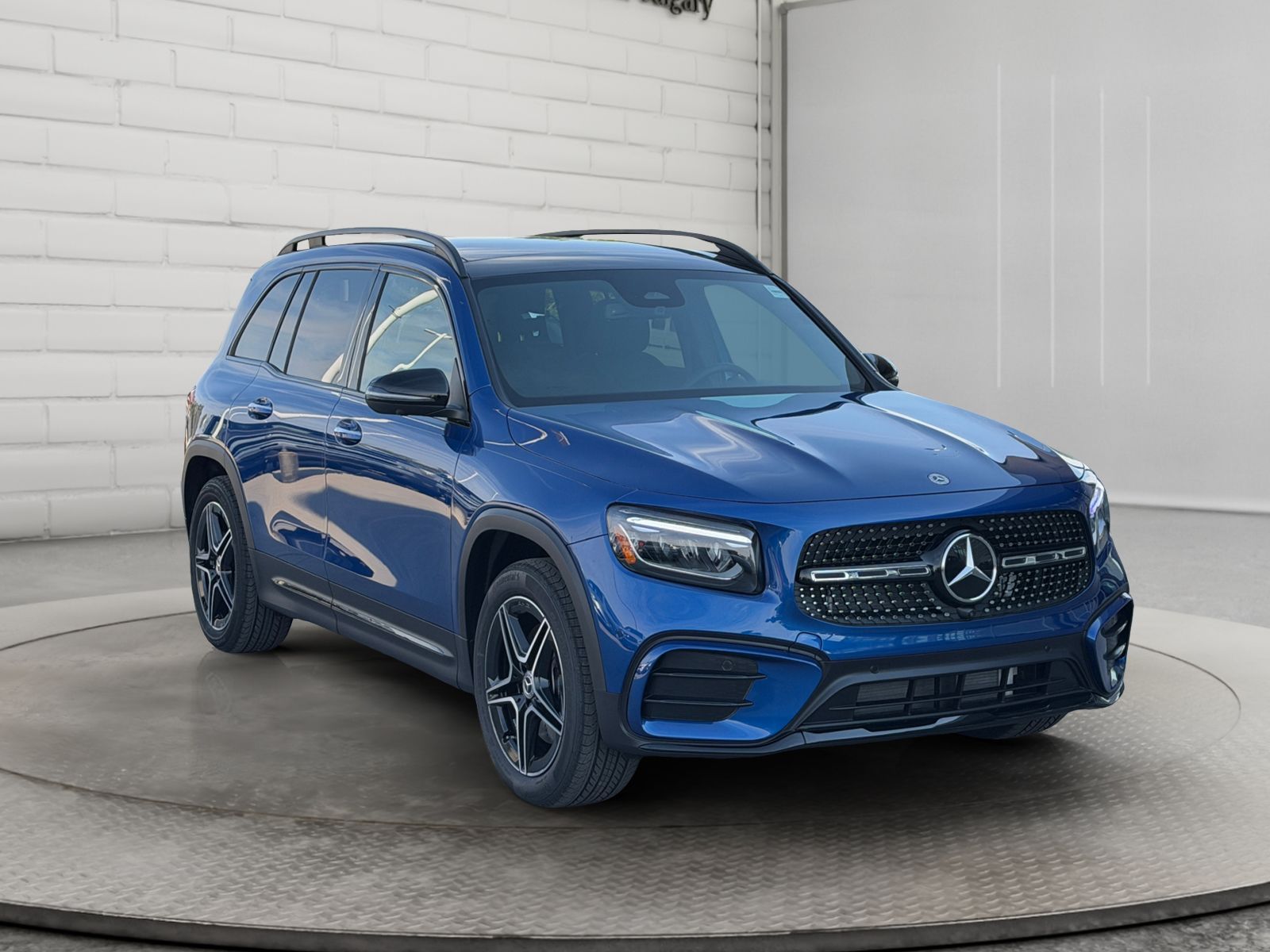 Photo 2026 Mercedes-Benz GLB 250 4MATIC SUV #3