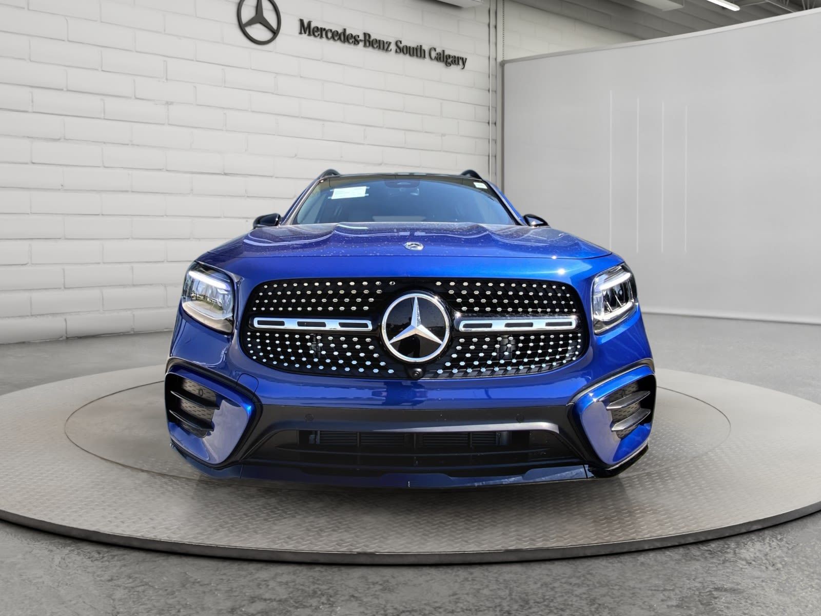 Photo 2026 Mercedes-Benz GLB 250 4MATIC SUV #3