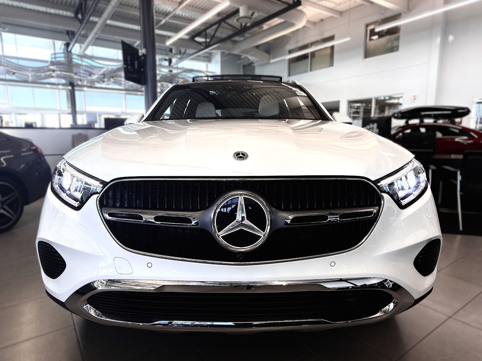 Photo 2026 Mercedes-Benz GLC 300 4MATIC SUV #4