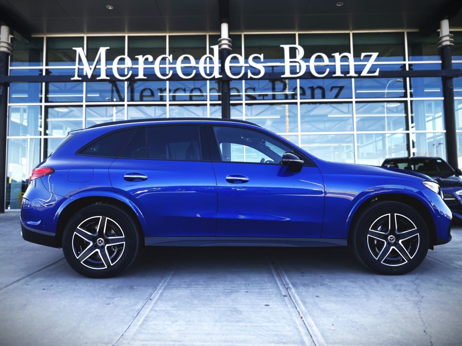 Photo 2026 Mercedes-Benz GLC 300 4MATIC SUV #6
