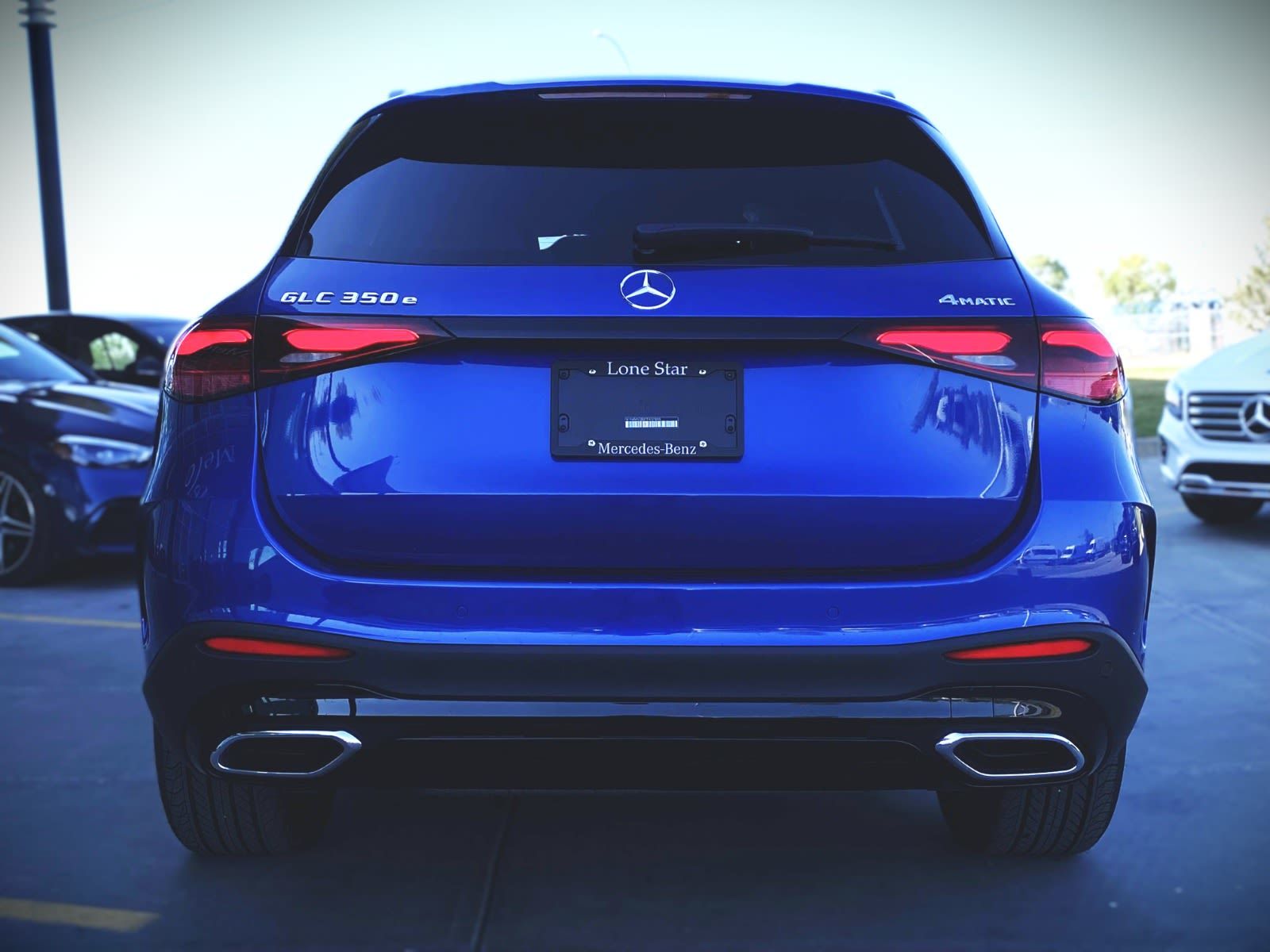 Photo 2026 Mercedes-Benz GLC 300 4MATIC SUV #8