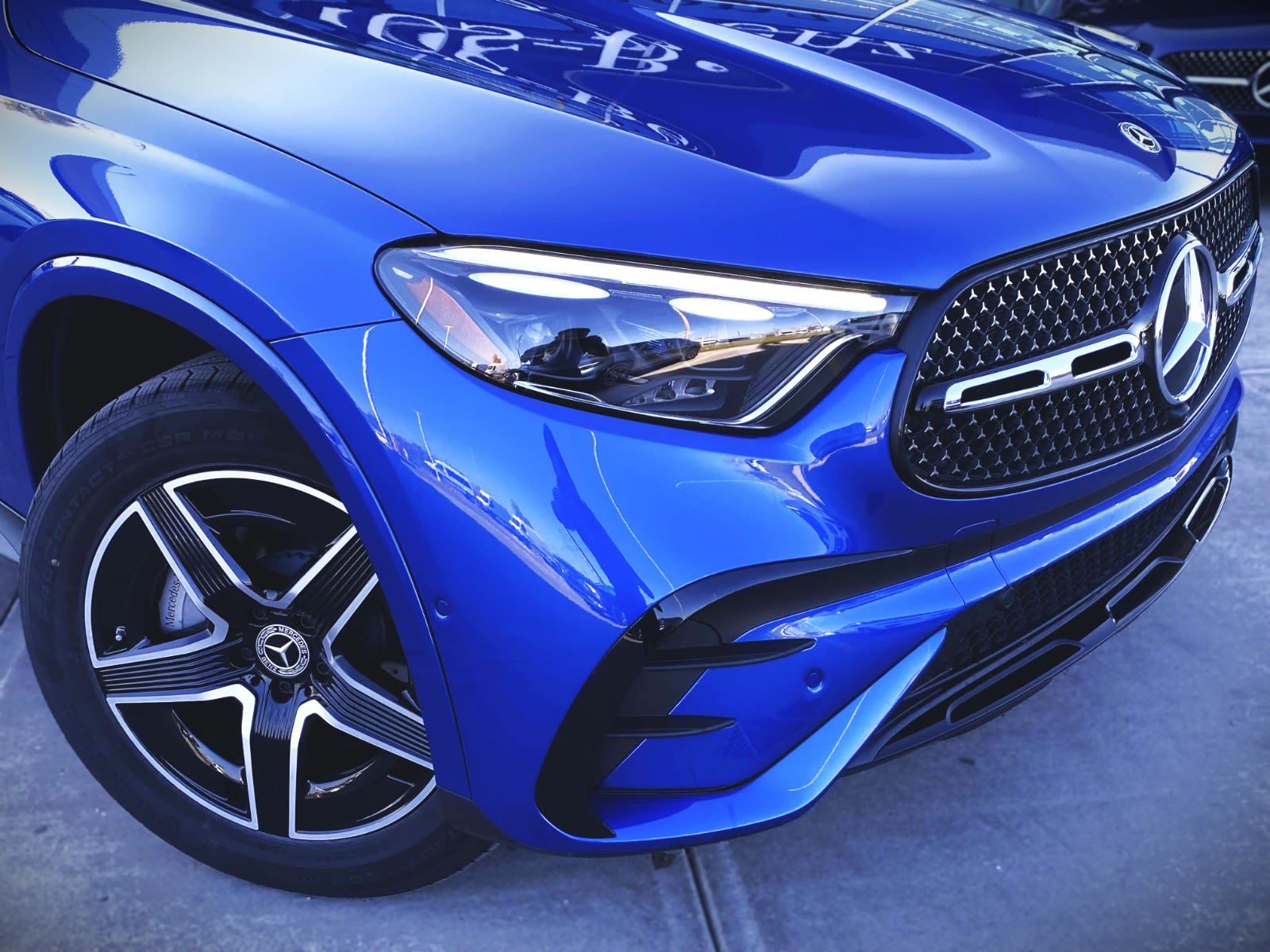 Photo 2026 Mercedes-Benz GLC 300 4MATIC SUV #5