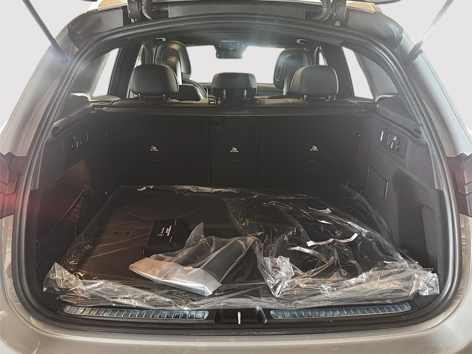 Photo 2026 Mercedes-Benz GLC 300 4MATIC SUV #6
