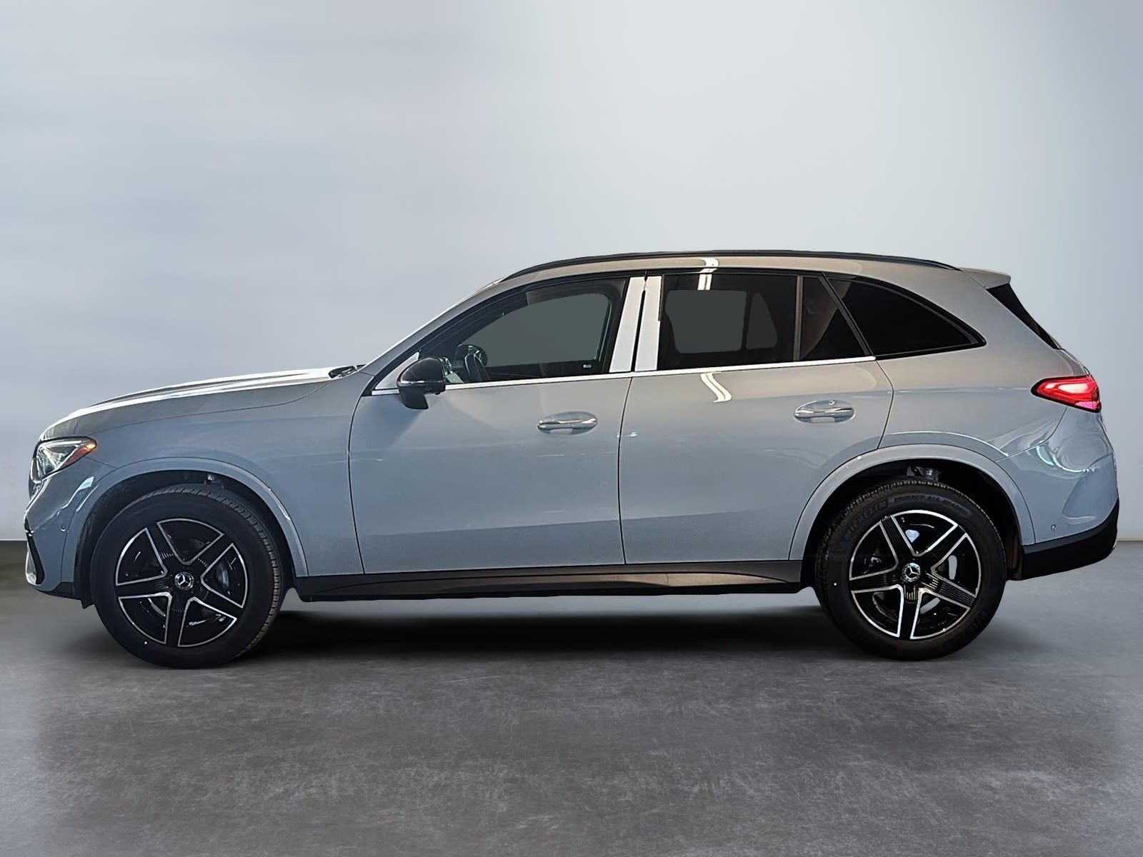 Photo 2026 Mercedes-Benz GLC 300 4MATIC SUV #5
