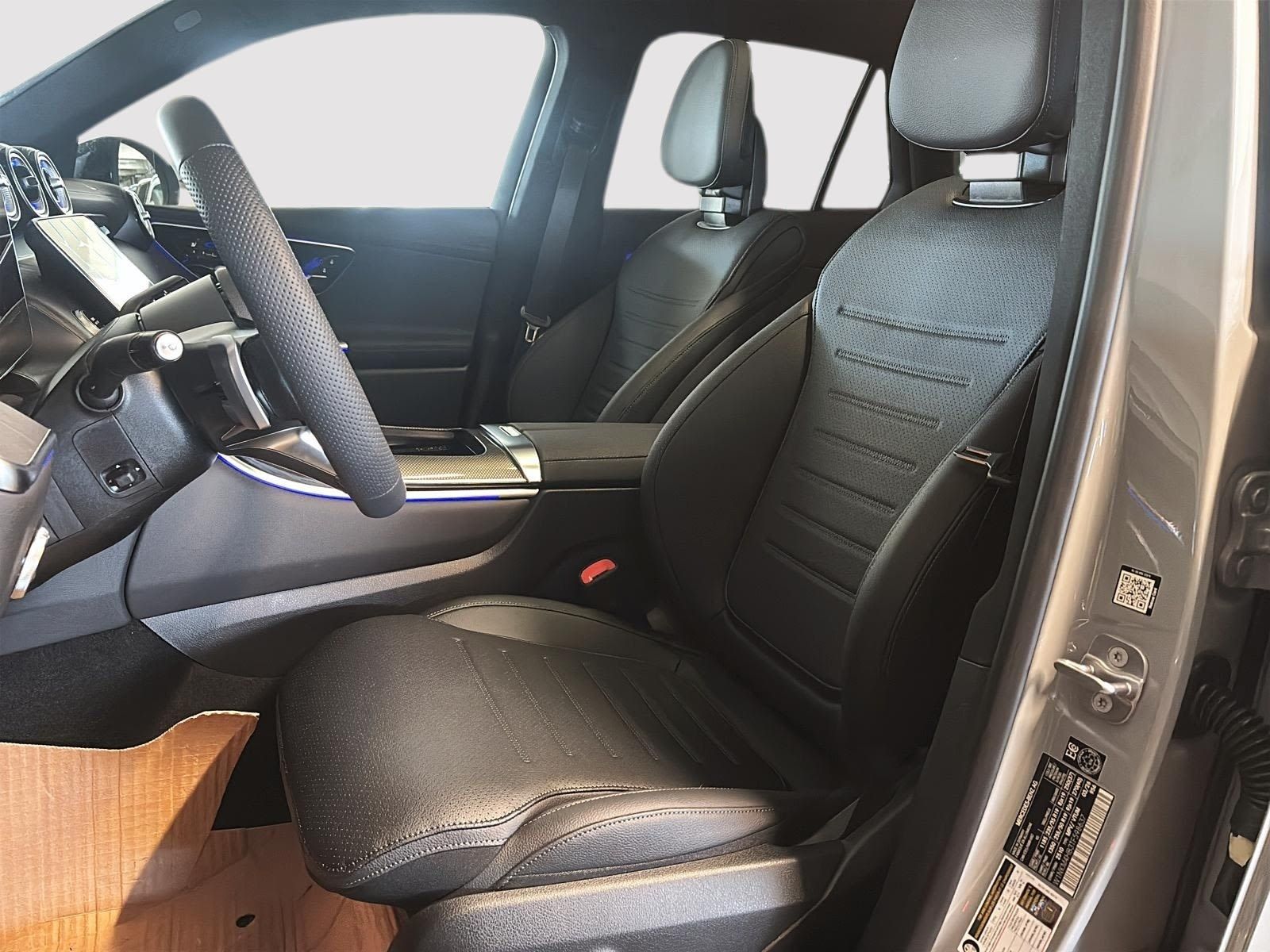 Photo 2026 Mercedes-Benz GLC 300 4MATIC SUV #8