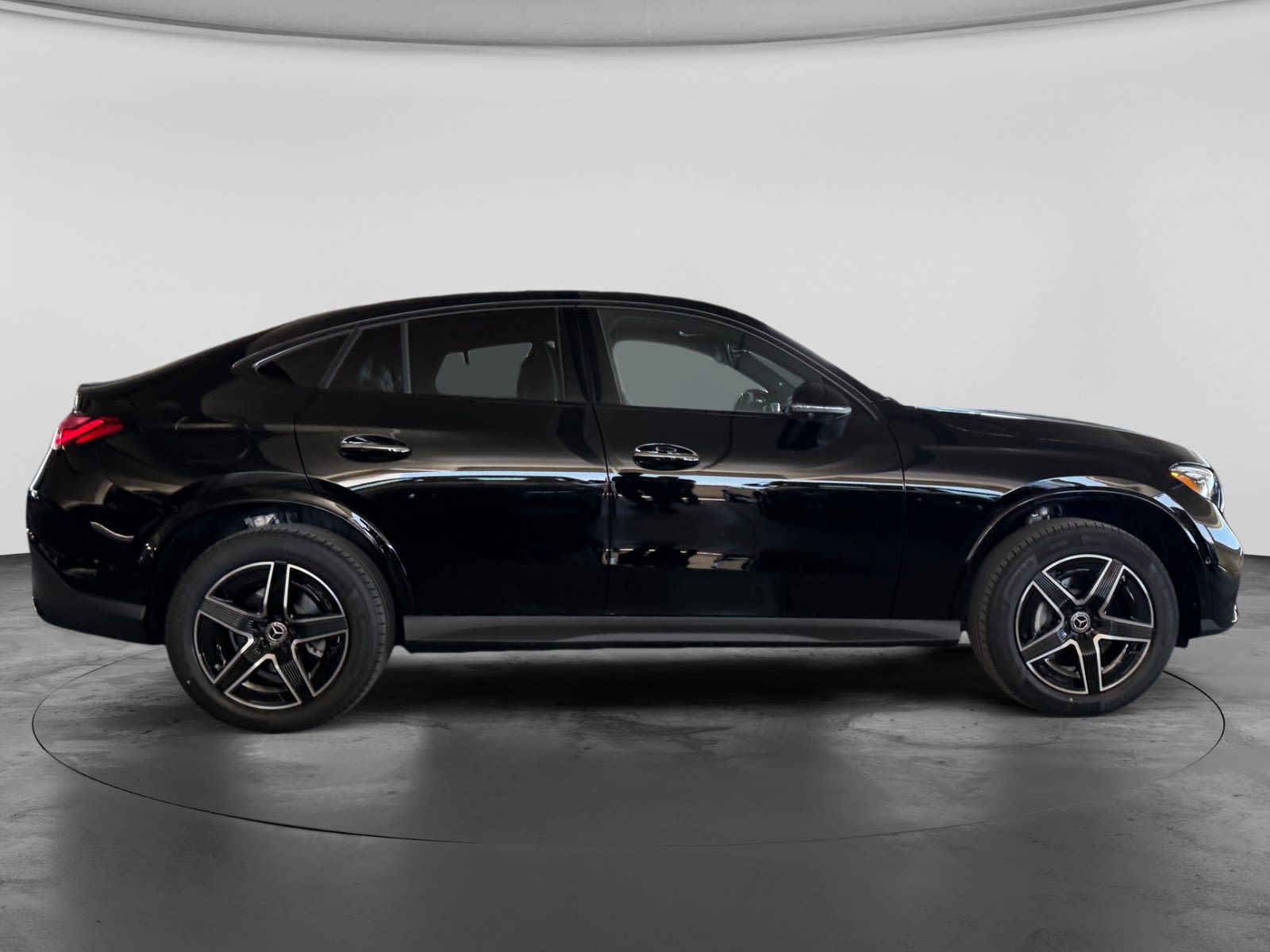 Photo 2026 Mercedes-Benz GLC 300 4MATIC Coupe #4