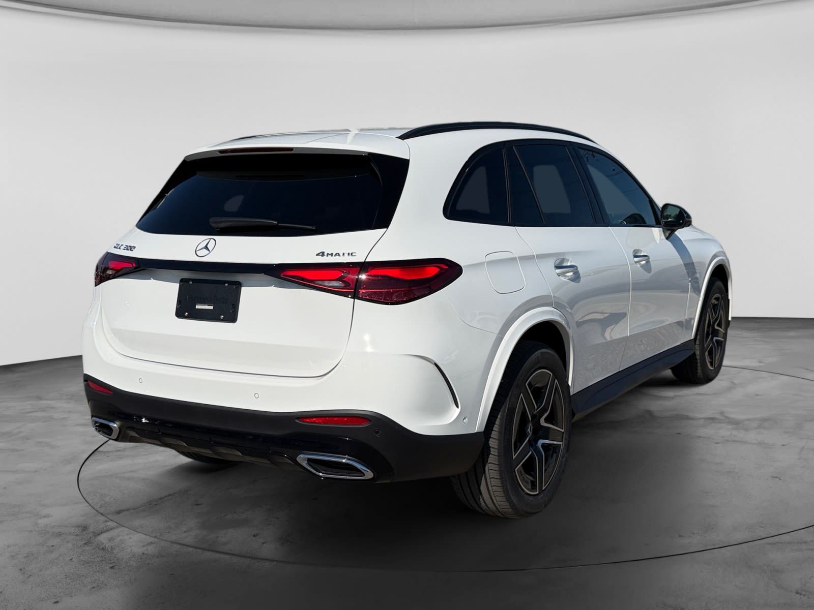 Photo 2026 Mercedes-Benz GLC 300 4MATIC SUV #5