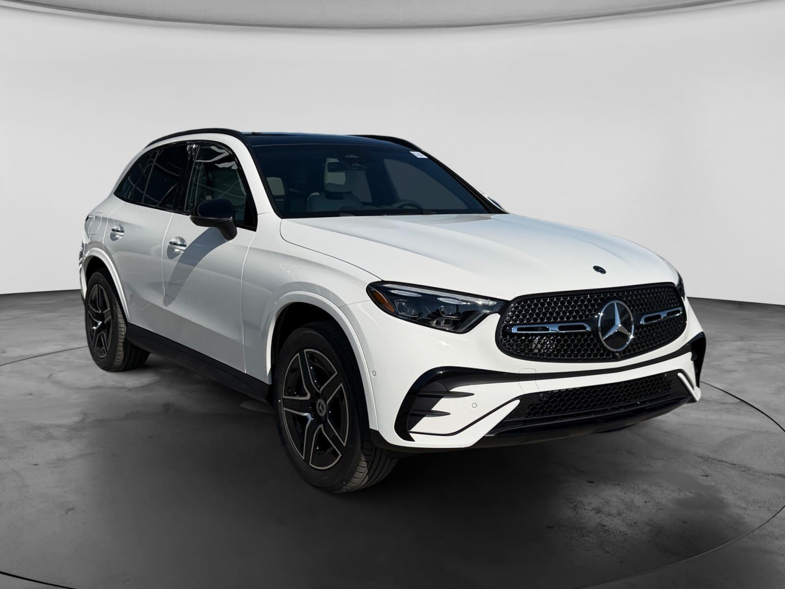 Photo 2026 Mercedes-Benz GLC 300 4MATIC SUV #3