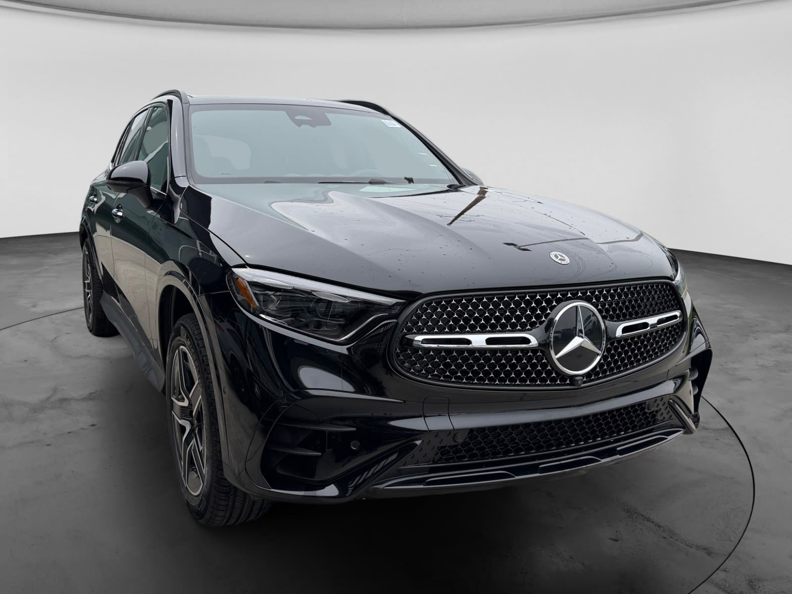 Photo 2026 Mercedes-Benz GLC 300 4MATIC SUV #3