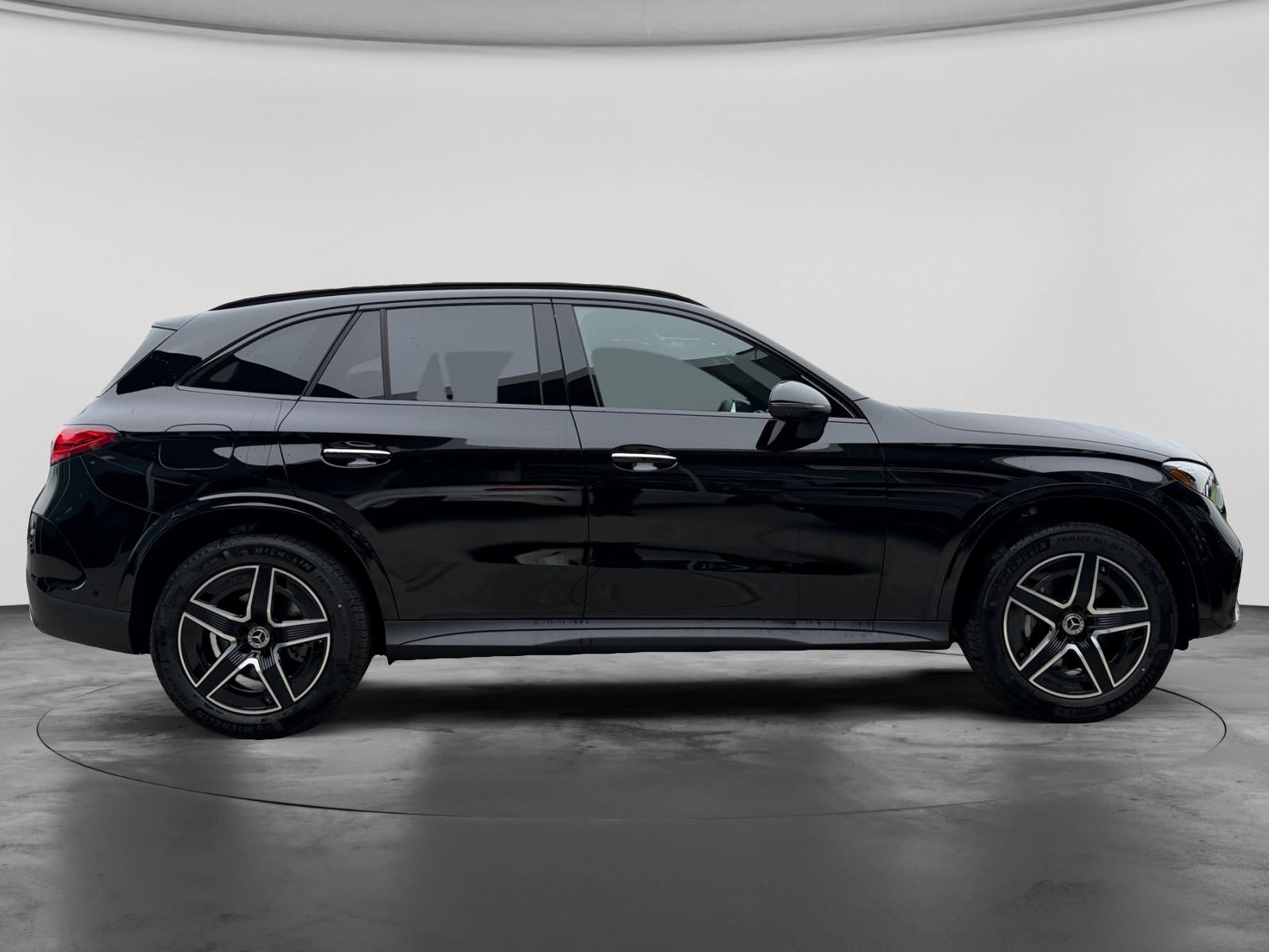 Photo 2026 Mercedes-Benz GLC 300 4MATIC SUV #4