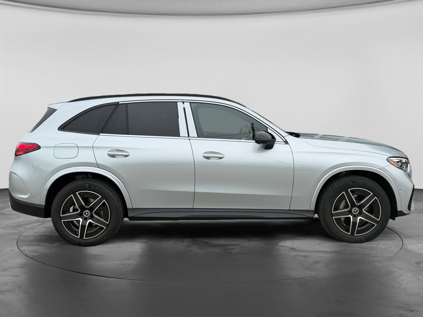 Photo 2026 Mercedes-Benz GLC 300 4MATIC SUV #4