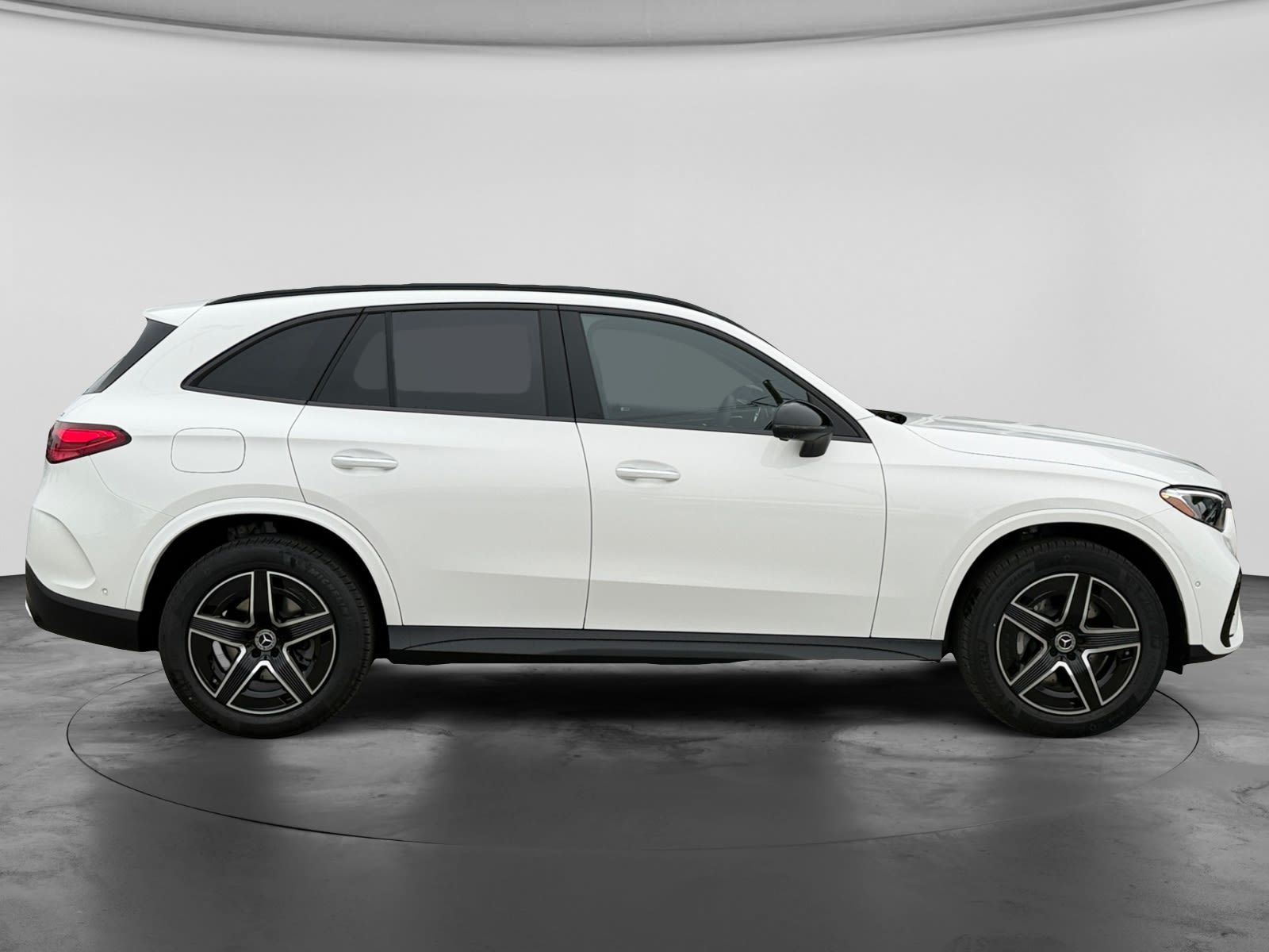 Photo 2026 Mercedes-Benz GLC 300 4MATIC SUV #4