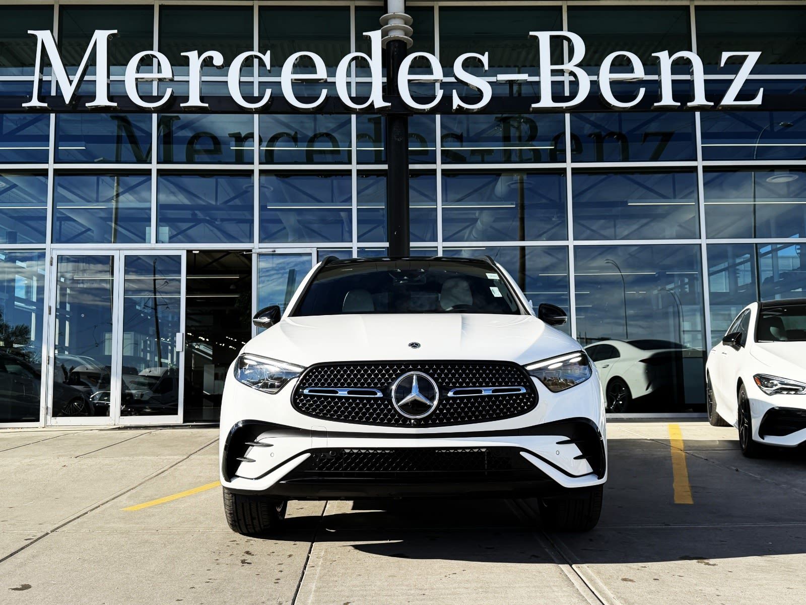 Photo 2026 Mercedes-Benz GLC GLC 350e #2