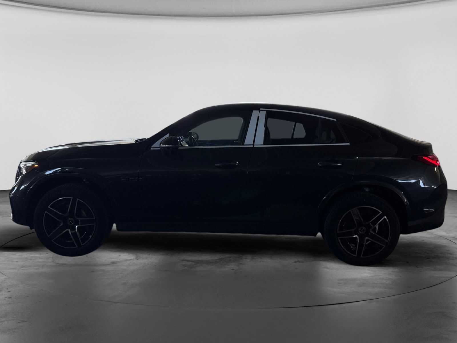 Photo 2027 Mercedes-Benz GLC 300 4MATIC Coupe #8