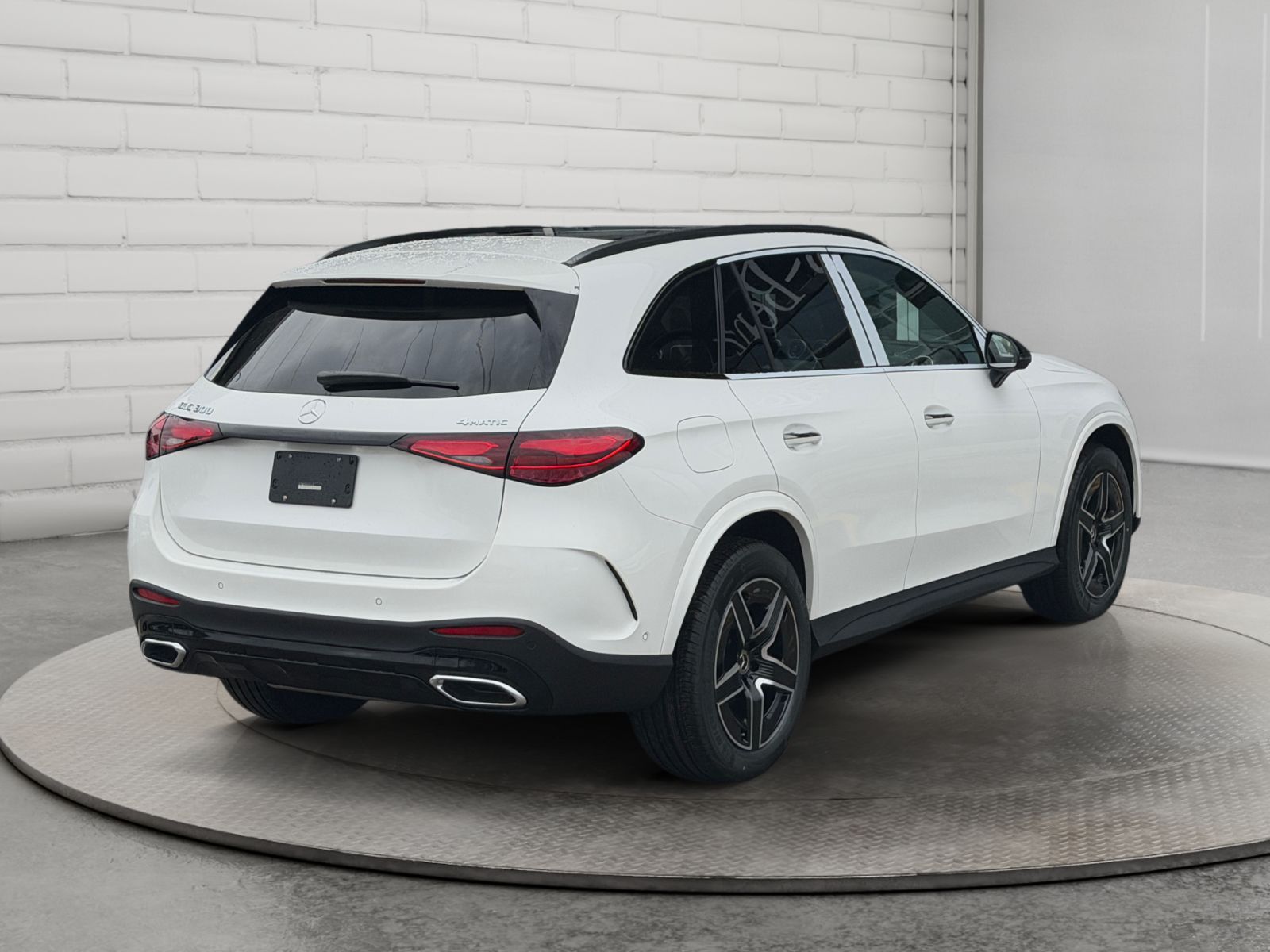 Photo 2027 Mercedes-Benz GLC 300 4MATIC SUV #5
