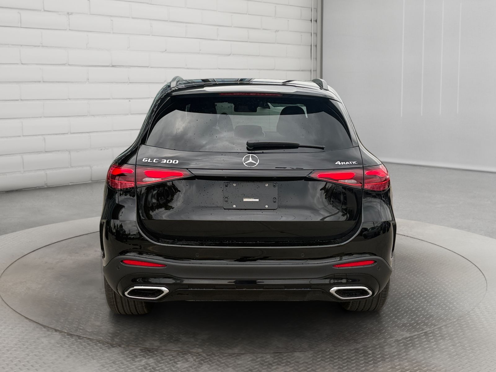 Photo 2027 Mercedes-Benz GLC 300 4MATIC SUV #6