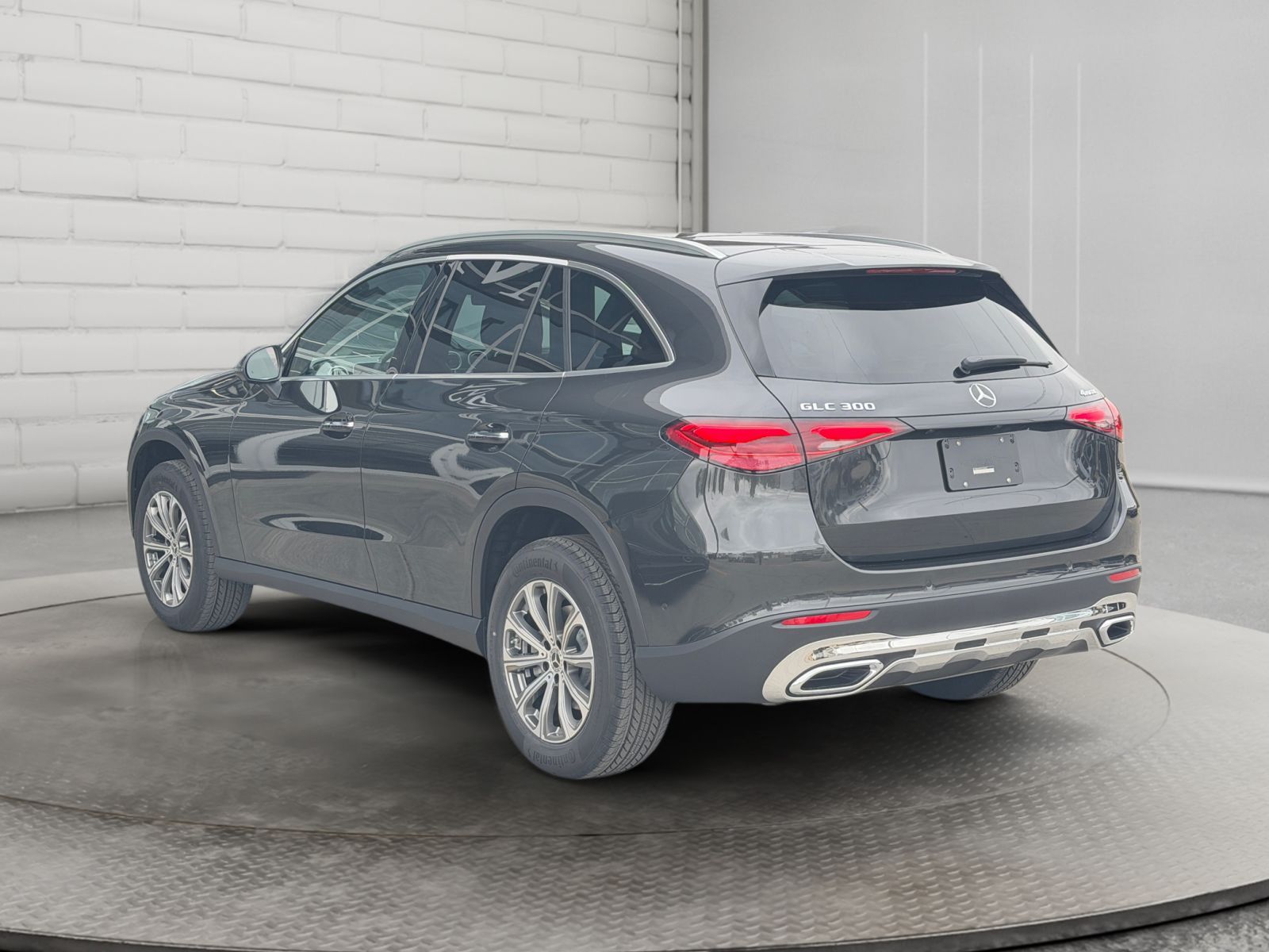 Photo 2027 Mercedes-Benz GLC 300 4MATIC SUV #7