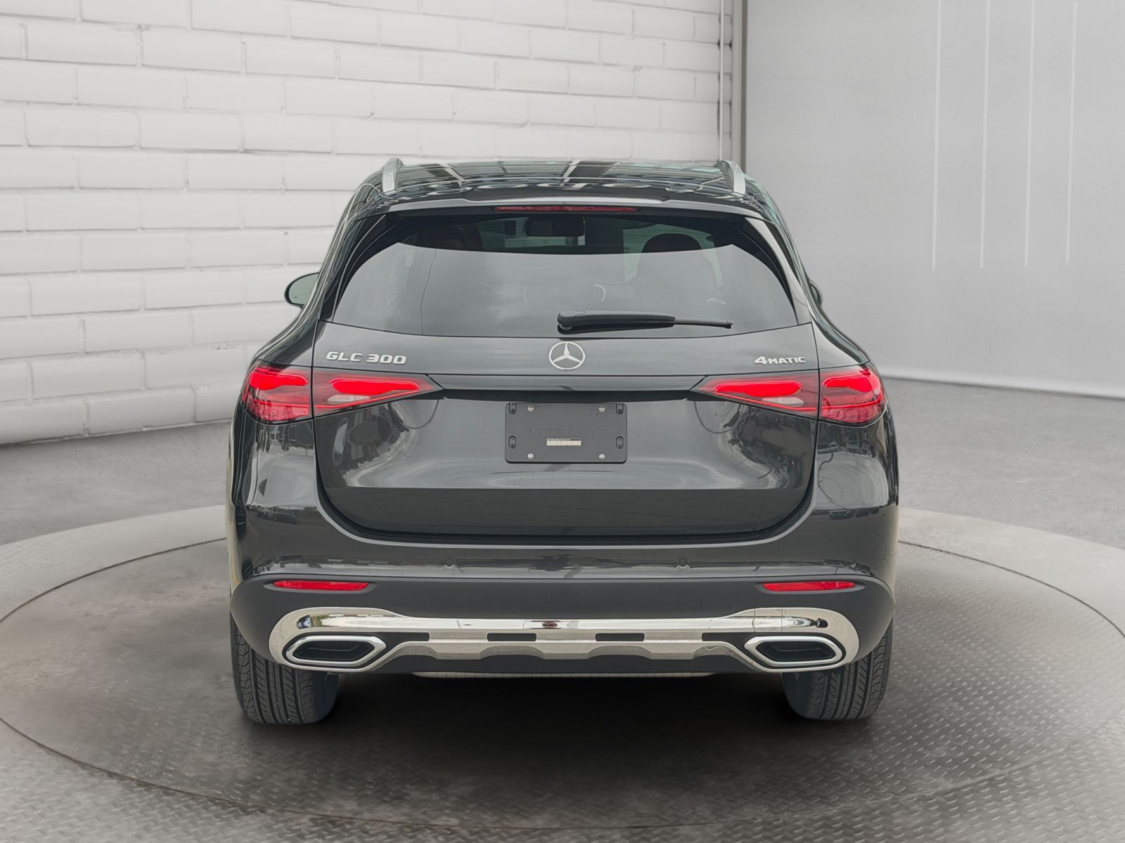 Photo 2027 Mercedes-Benz GLC 300 4MATIC SUV #6
