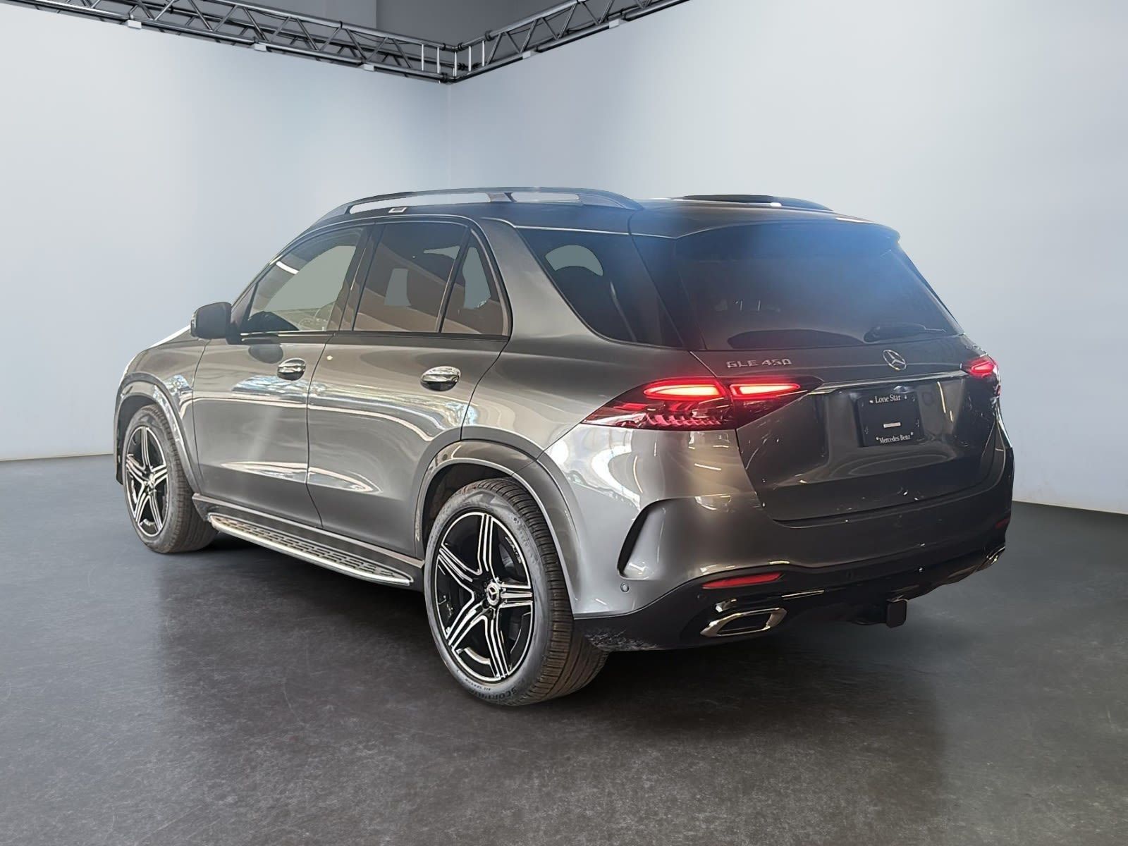 Photo 2026 Mercedes-Benz GLE 450 4MATIC SUV #4