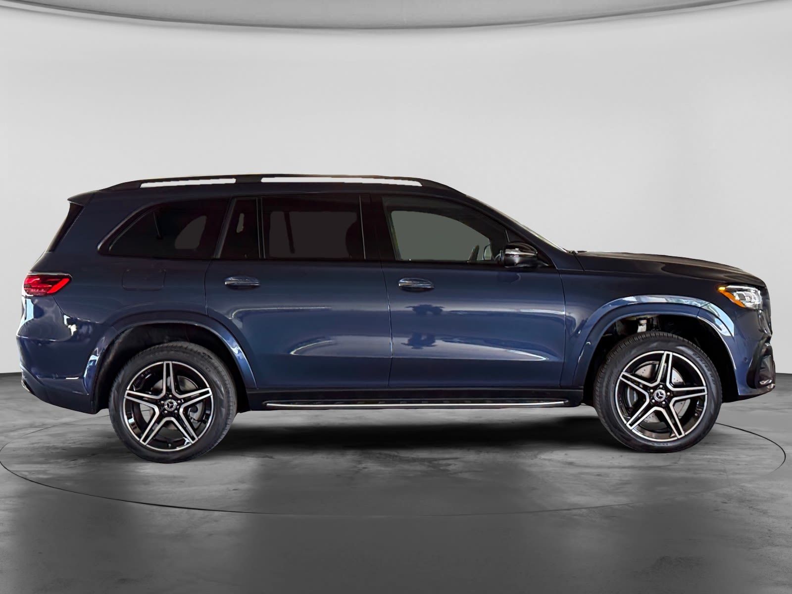 Photo 2026 Mercedes-Benz GLS 450 4MATIC SUV #4