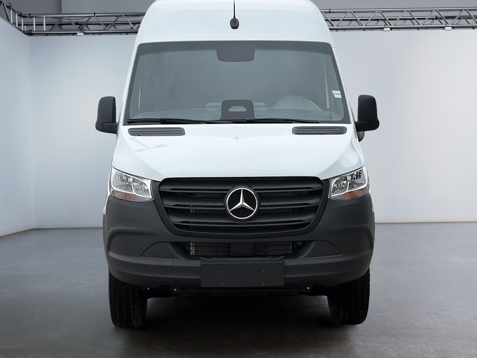 Photo 2026 Mercedes-Benz Sprinter Crew Van High Roof 4-Cyl Diesel HO #2