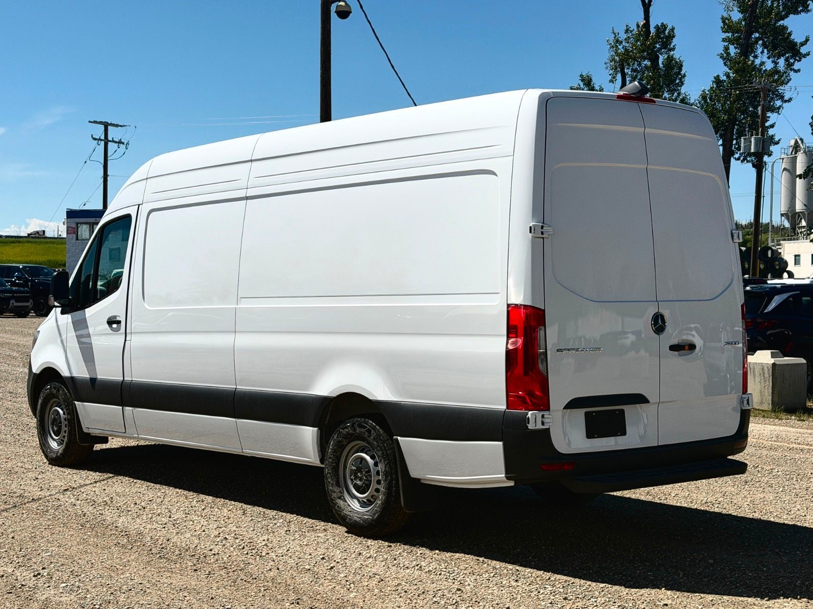 Photo 2026 Mercedes-Benz Sprinter Cargo Van High Roof 4-Cyl Diesel #4