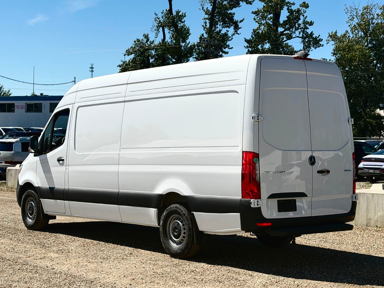 Photo 2026 Mercedes-Benz Sprinter 2500 170 Wheelbase High Roof RWD #4