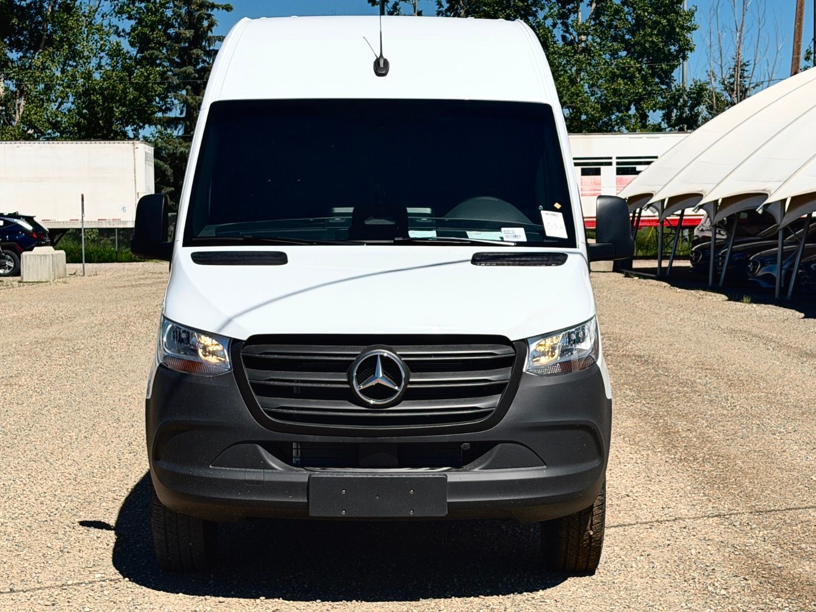 Photo 2026 Mercedes-Benz Sprinter 2500 170 Wheelbase High Roof RWD #2
