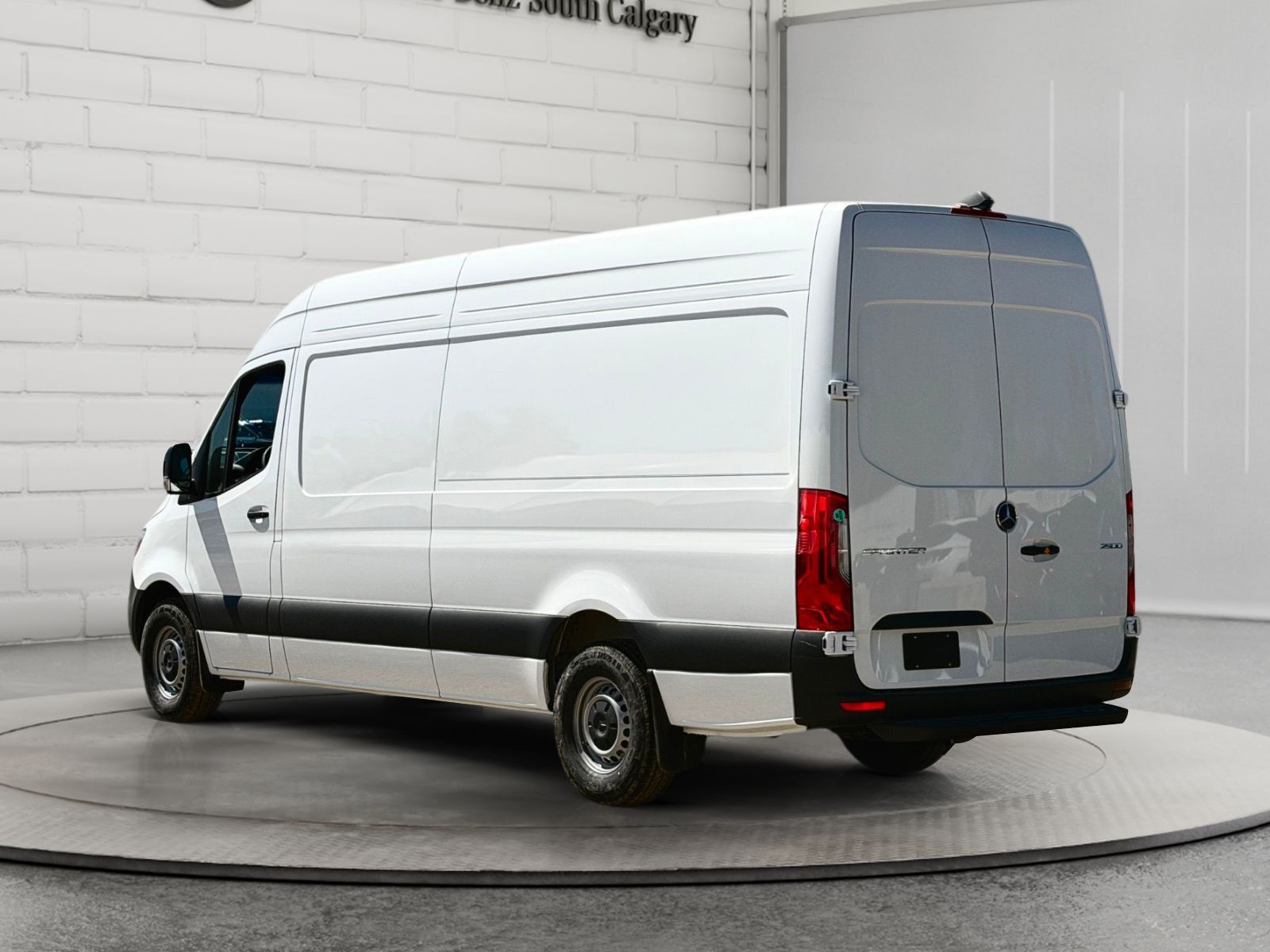 Photo 2026 Mercedes-Benz Sprinter 2500 170 Wheelbase High Roof RWD #4