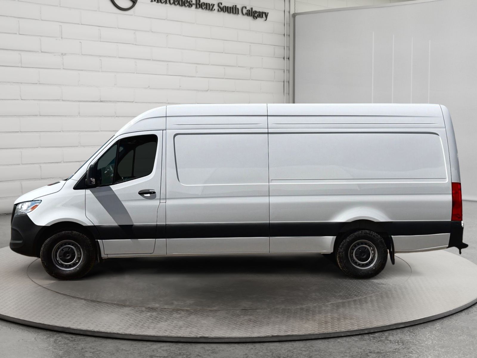 Photo 2026 Mercedes-Benz Sprinter 2500 170 Wheelbase High Roof RWD #3