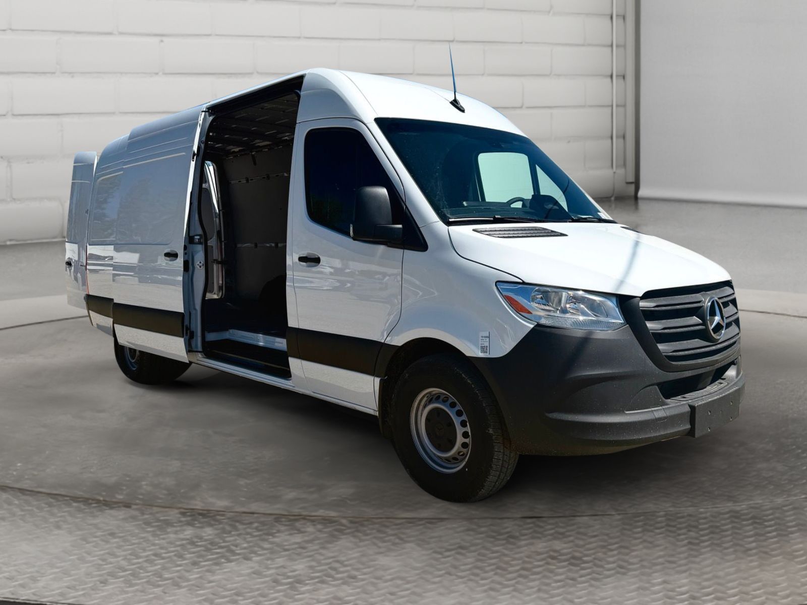 Photo 2026 Mercedes-Benz Sprinter 2500 170 Wheelbase High Roof RWD #7