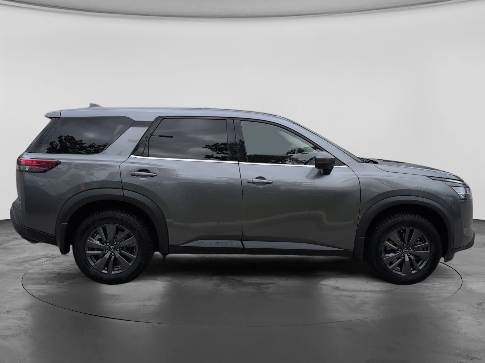 Photo 2022 Nissan Pathfinder S #4