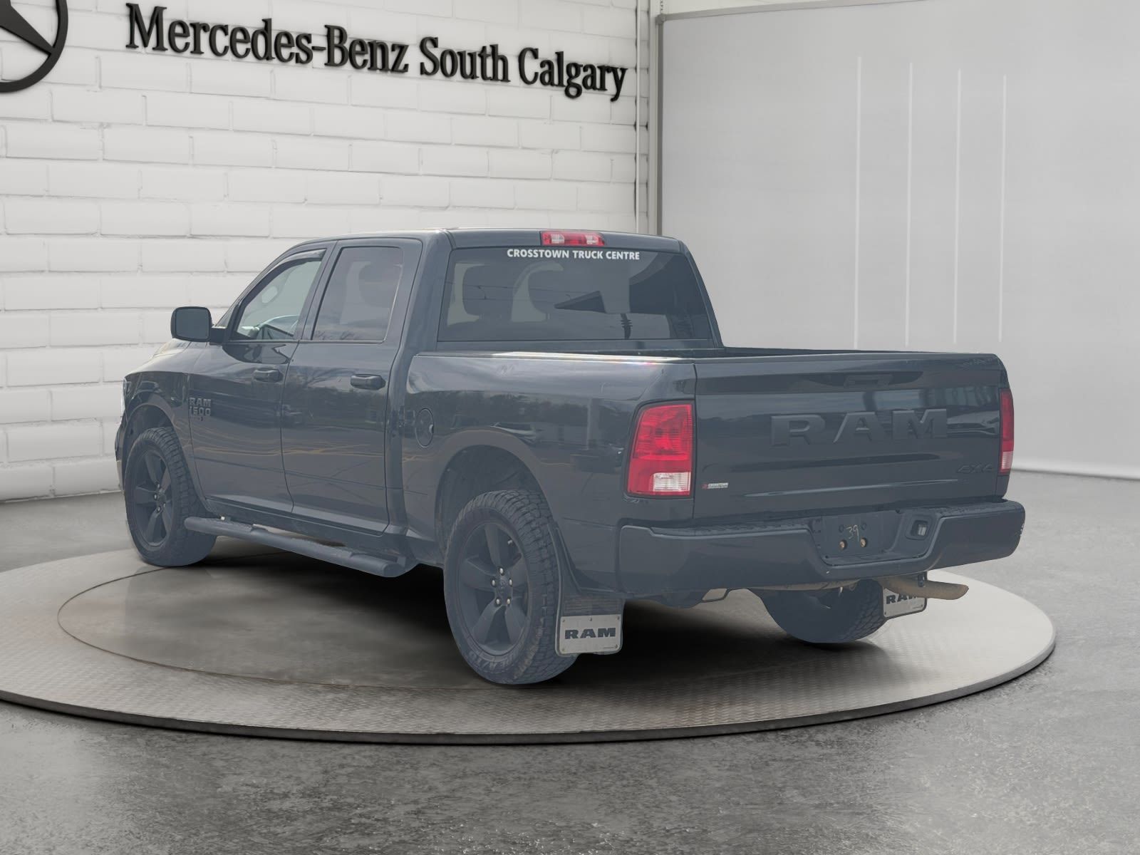 Photo 2021 Ram 1500 Classic Express #7