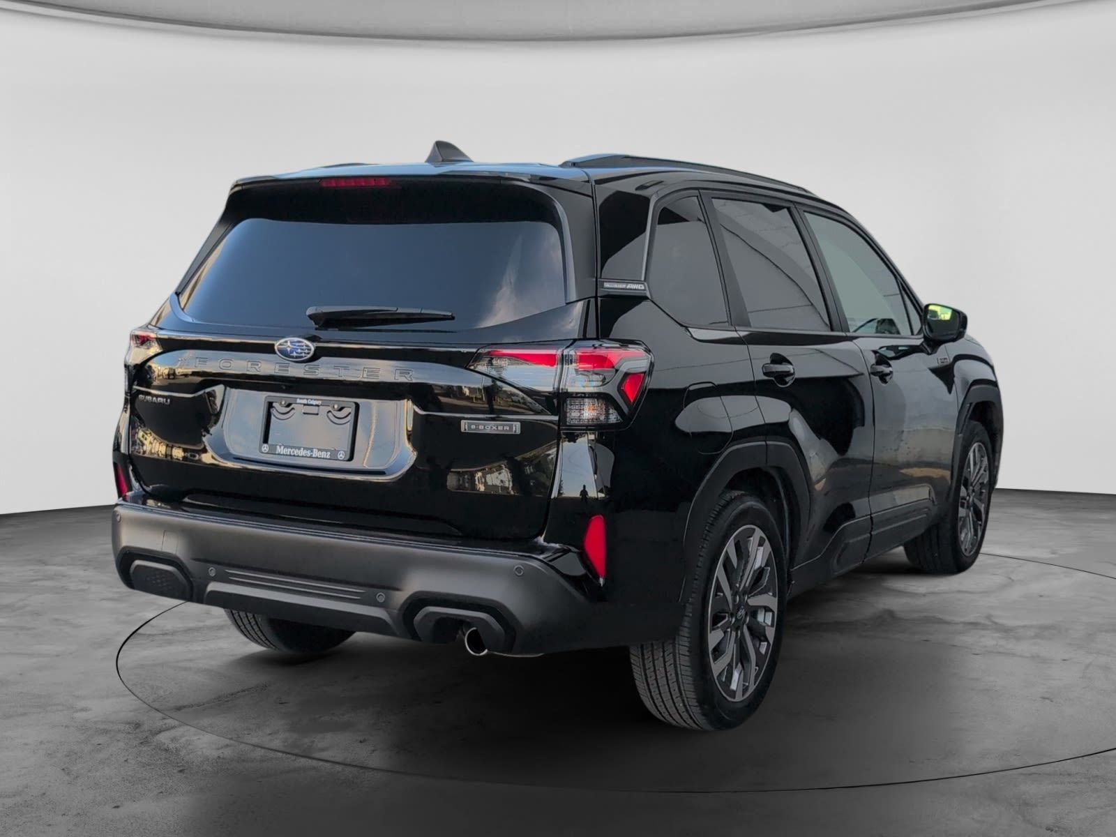 Photo 2025 Subaru Forester e-BOXER Hybrid Premier #4