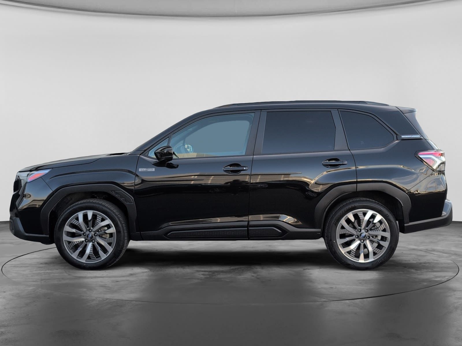 Photo 2025 Subaru Forester e-BOXER Hybrid Premier #7
