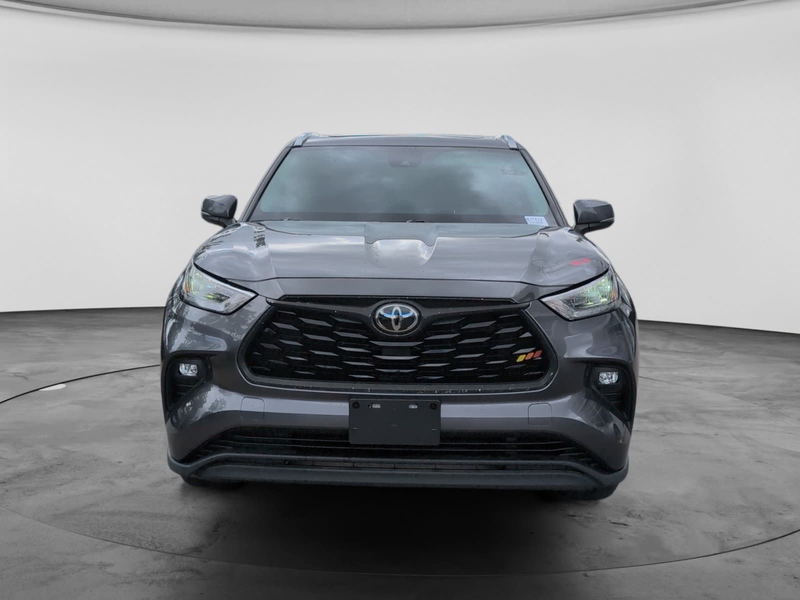 Photo 2020 Toyota Highlander XLE #2