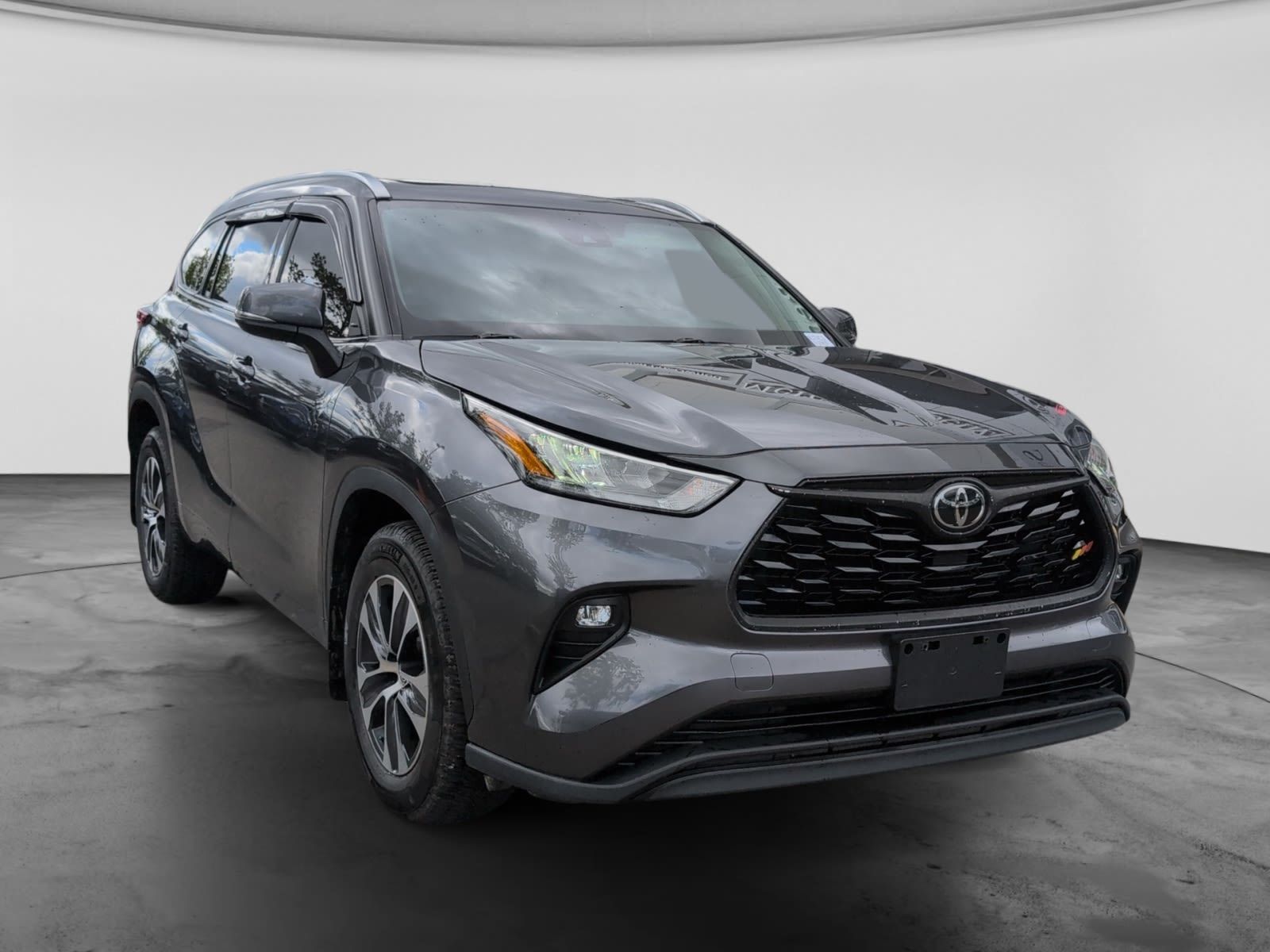 Photo 2020 Toyota Highlander XLE #3